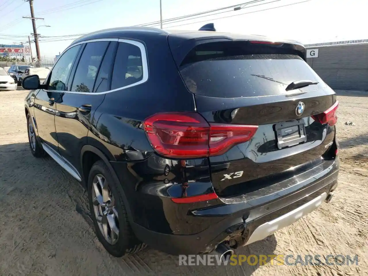 3 Photograph of a damaged car 5UXTY3C09M9E81405 BMW X3 2021