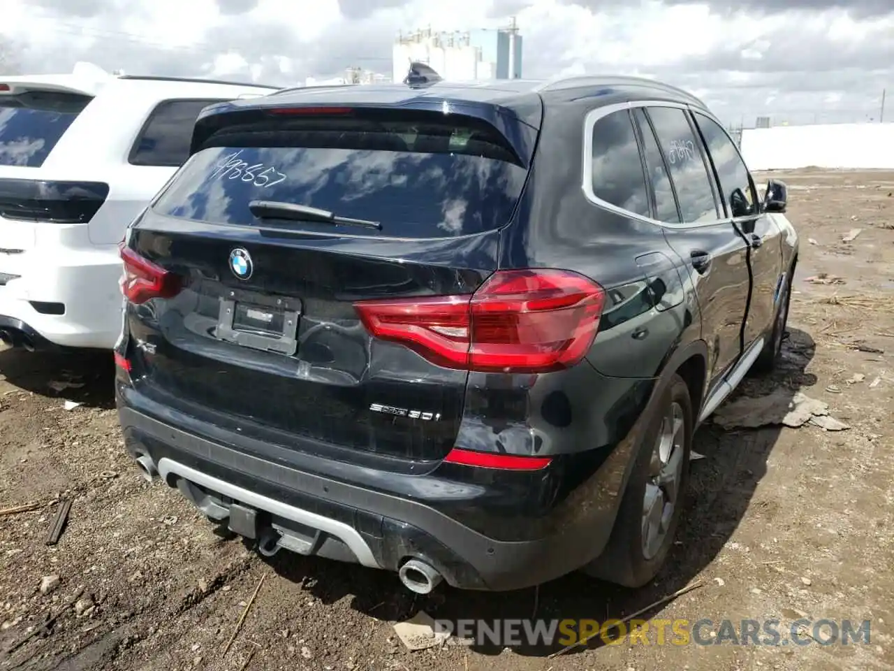 4 Фотография поврежденного автомобиля 5UXTY3C09M9F45104 BMW X3 2021