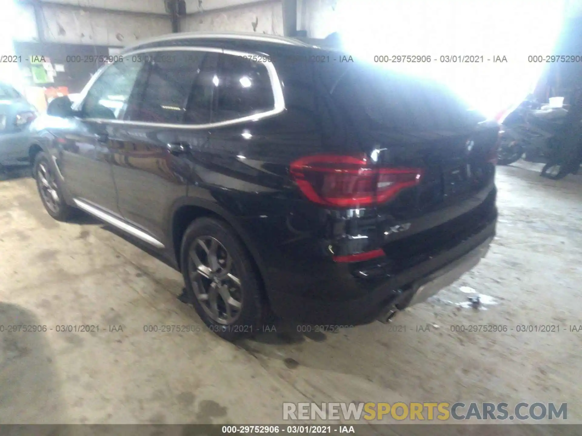 3 Photograph of a damaged car 5UXTY3C09M9F64915 BMW X3 2021