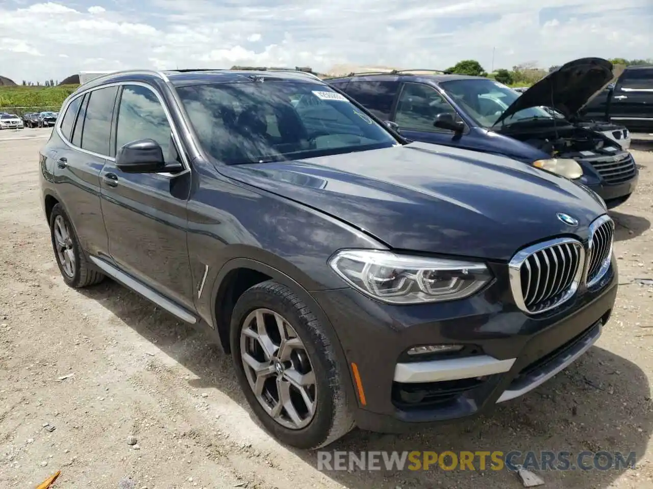 1 Photograph of a damaged car 5UXTY3C09M9F99275 BMW X3 2021