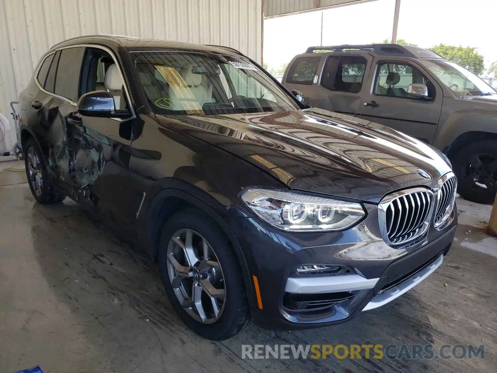 1 Photograph of a damaged car 5UXTY3C09M9G49740 BMW X3 2021