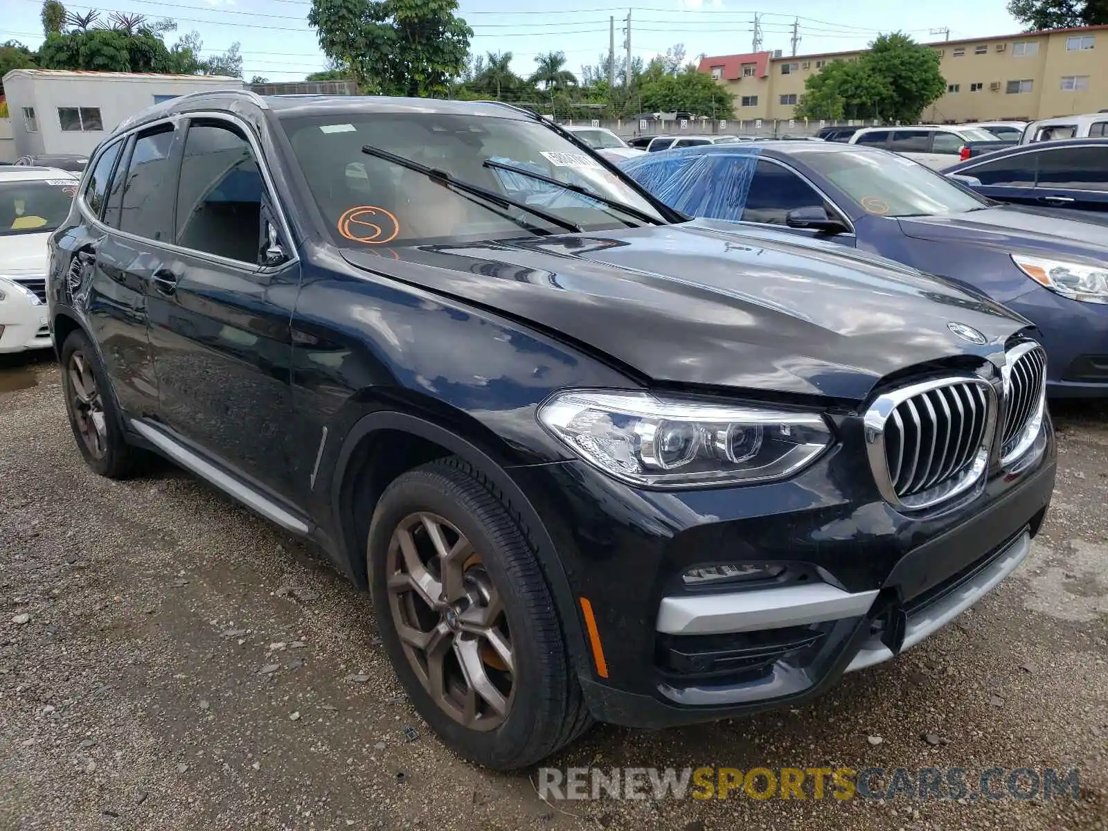 1 Photograph of a damaged car 5UXTY3C09M9H28812 BMW X3 2021