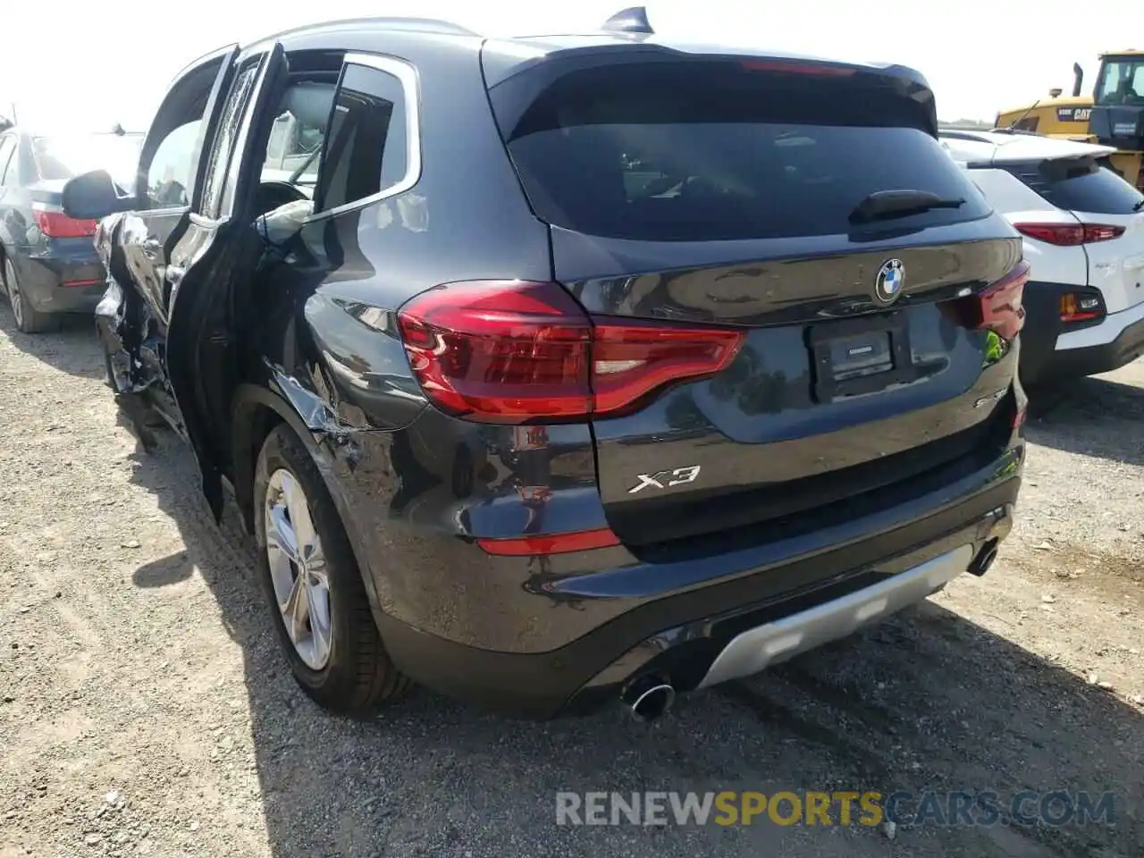 3 Photograph of a damaged car 5UXTY3C09M9H97290 BMW X3 2021