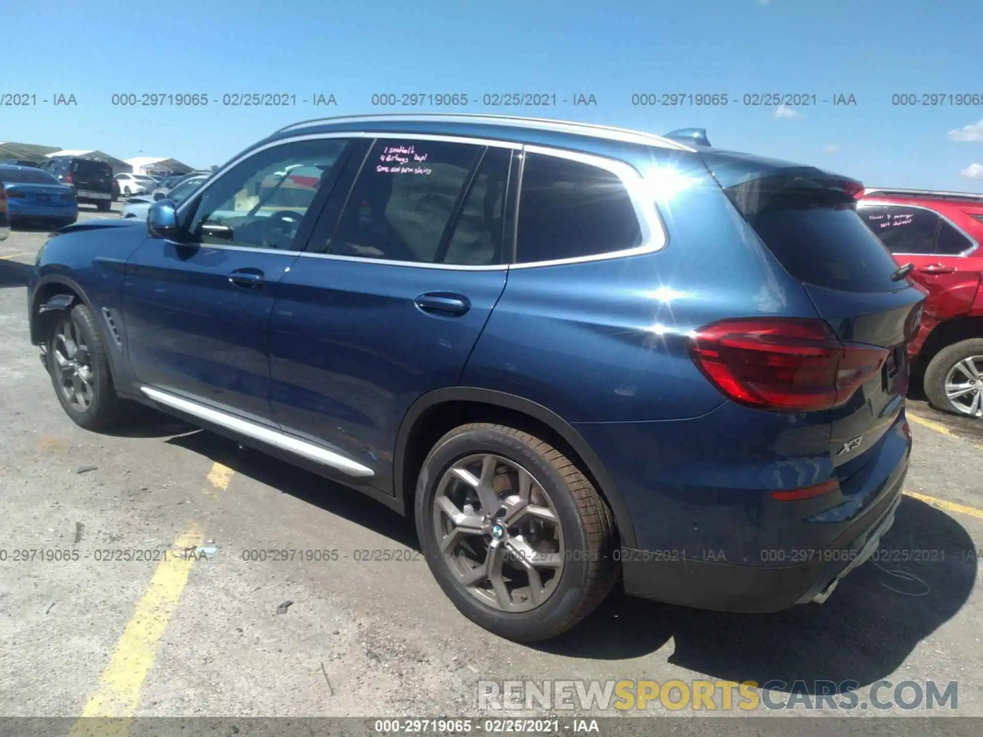 3 Photograph of a damaged car 5UXTY3C0XM9F68391 BMW X3 2021