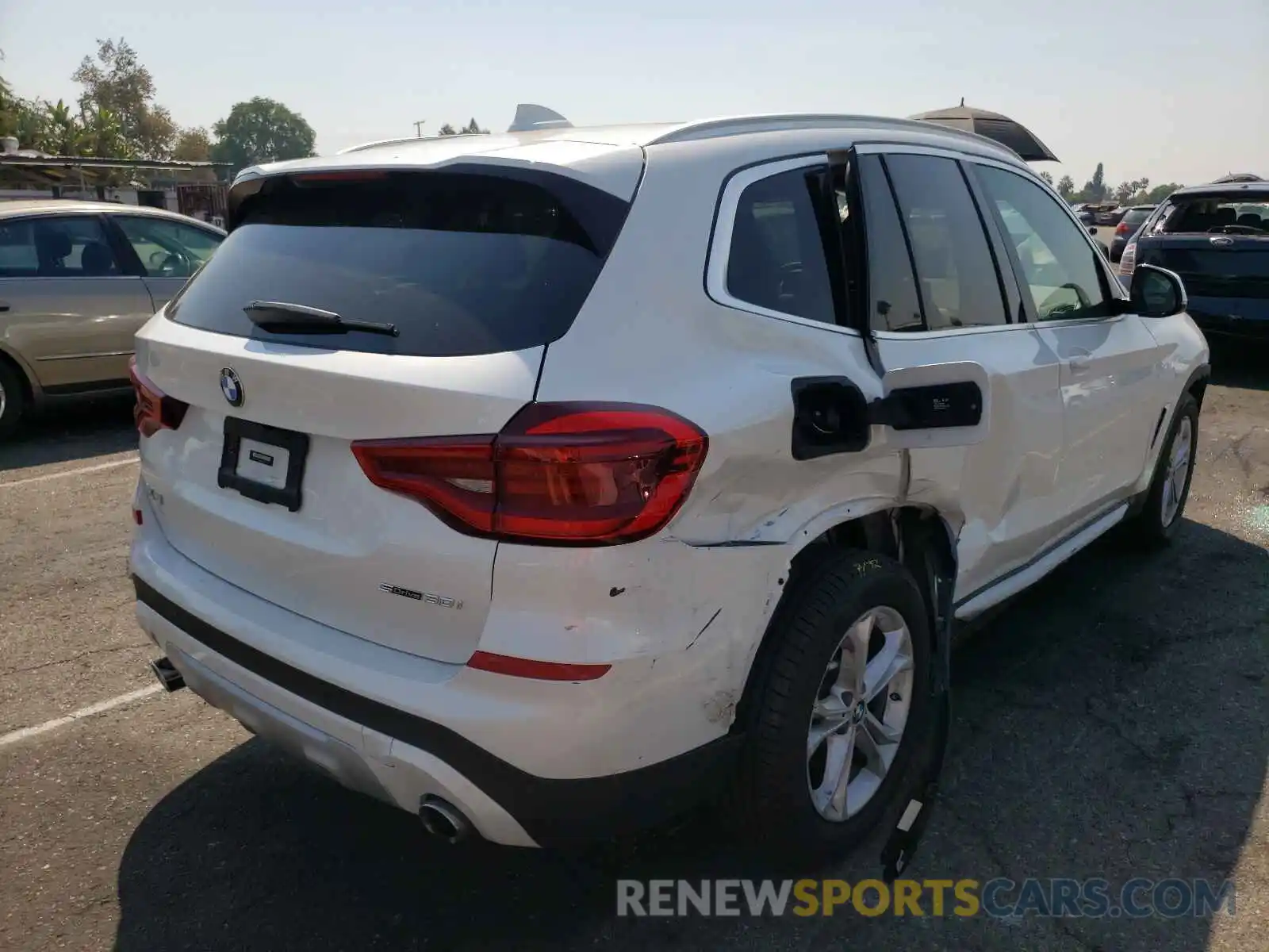 4 Фотография поврежденного автомобиля 5UXTY3C0XM9H38071 BMW X3 2021