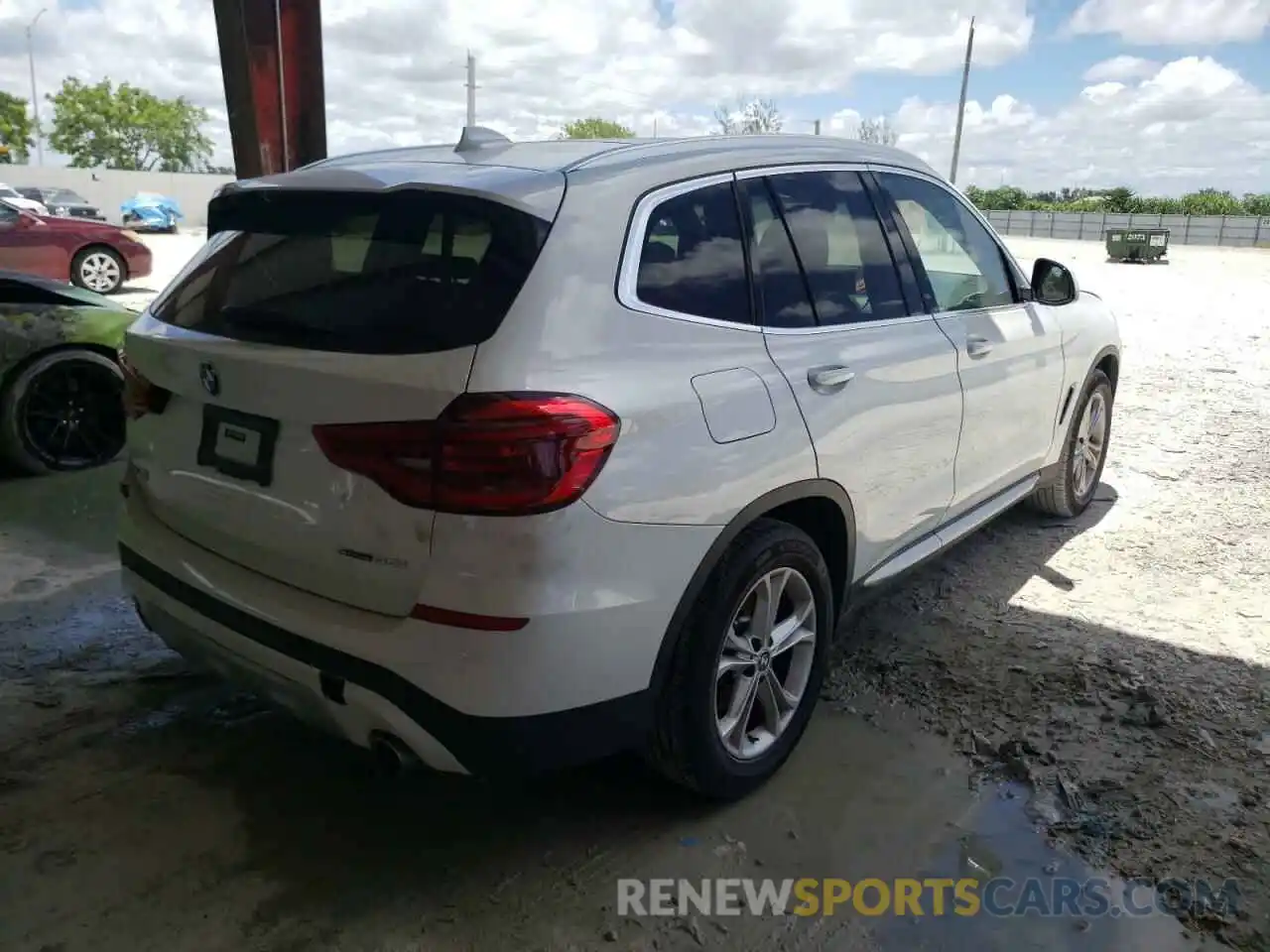 4 Фотография поврежденного автомобиля 5UXTY3C0XM9H76156 BMW X3 2021