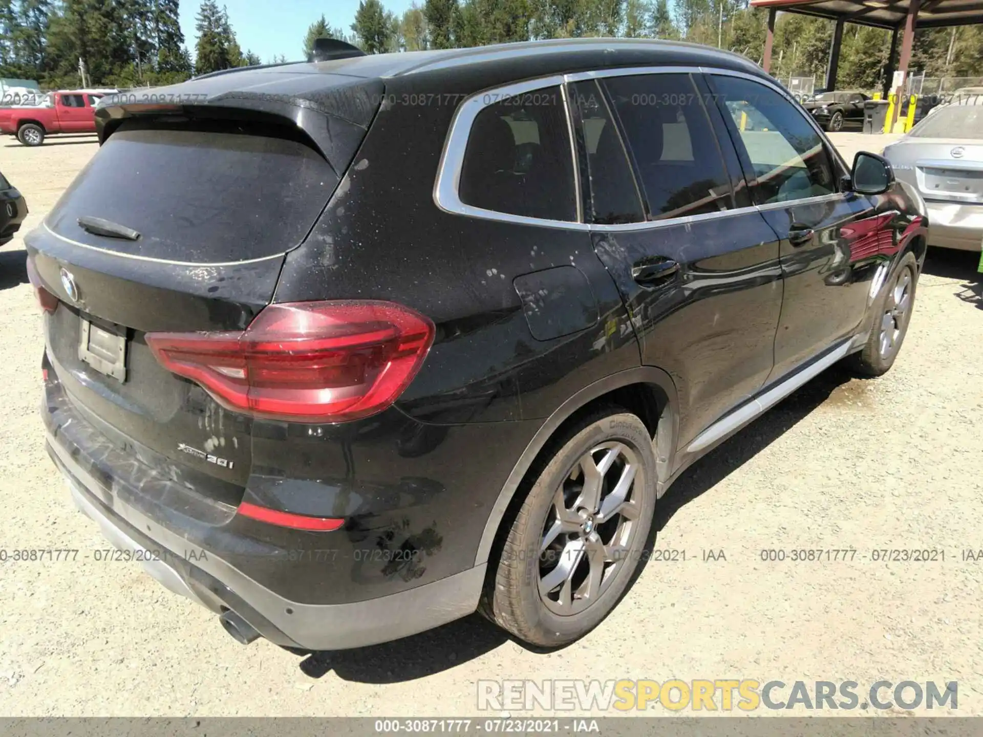 4 Photograph of a damaged car 5UXTY5C00M9E37532 BMW X3 2021