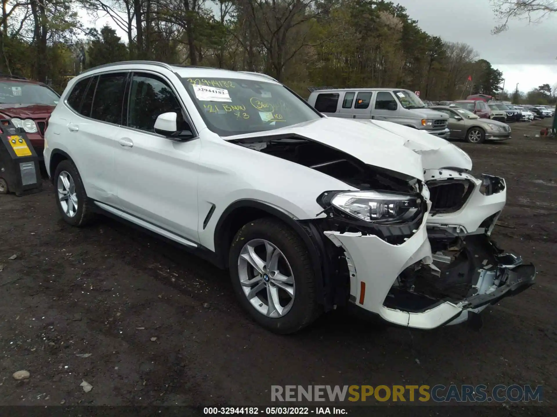 1 Photograph of a damaged car 5UXTY5C00M9E48174 BMW X3 2021