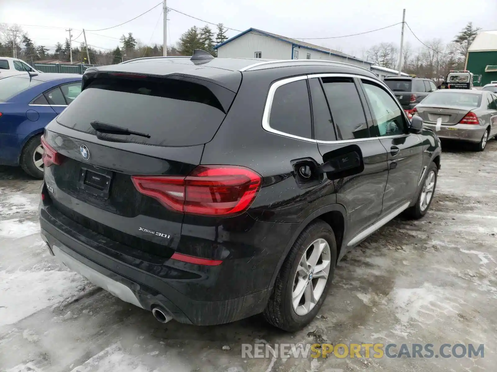 4 Photograph of a damaged car 5UXTY5C00M9F04453 BMW X3 2021