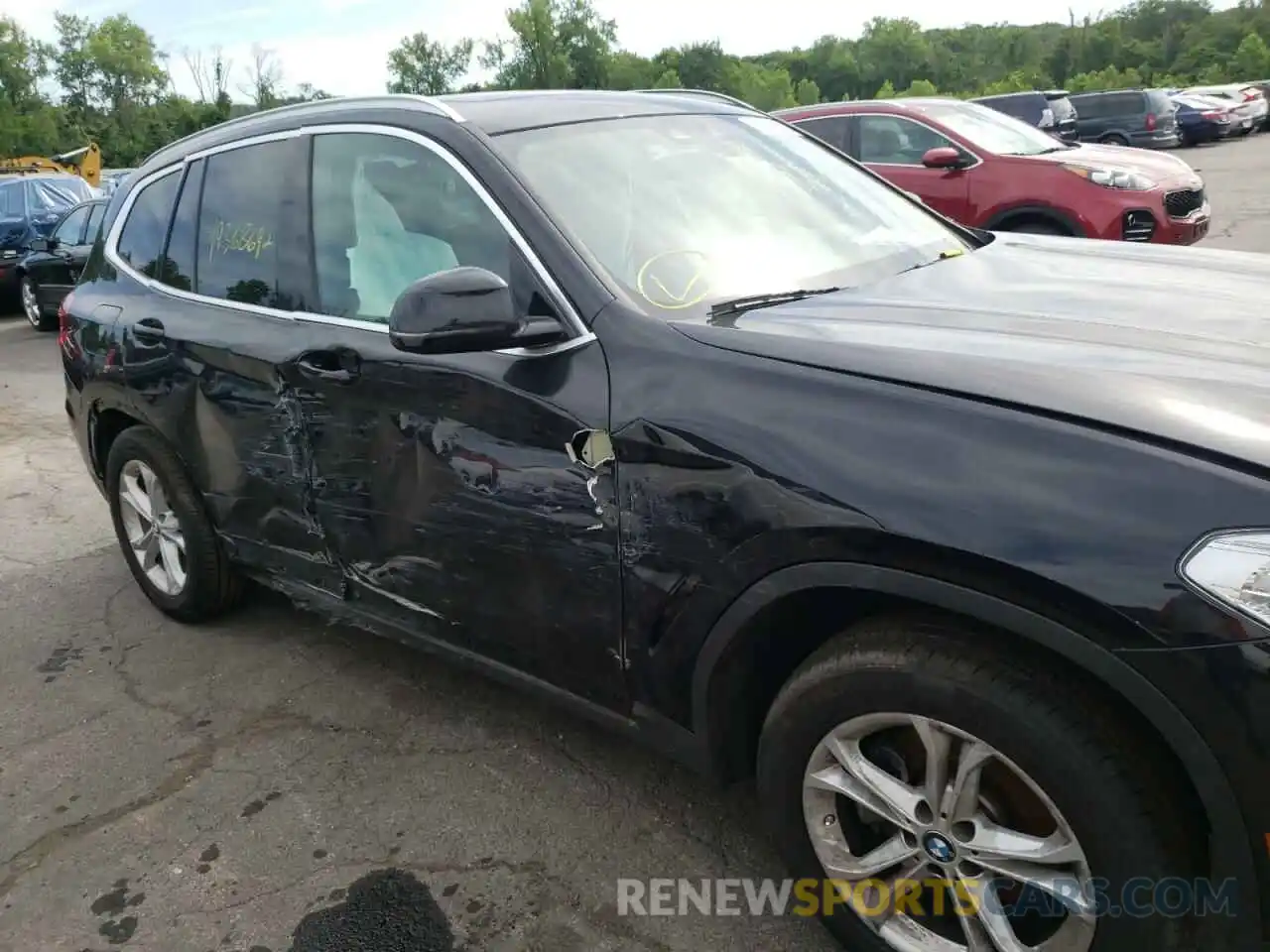 9 Photograph of a damaged car 5UXTY5C00M9F26369 BMW X3 2021