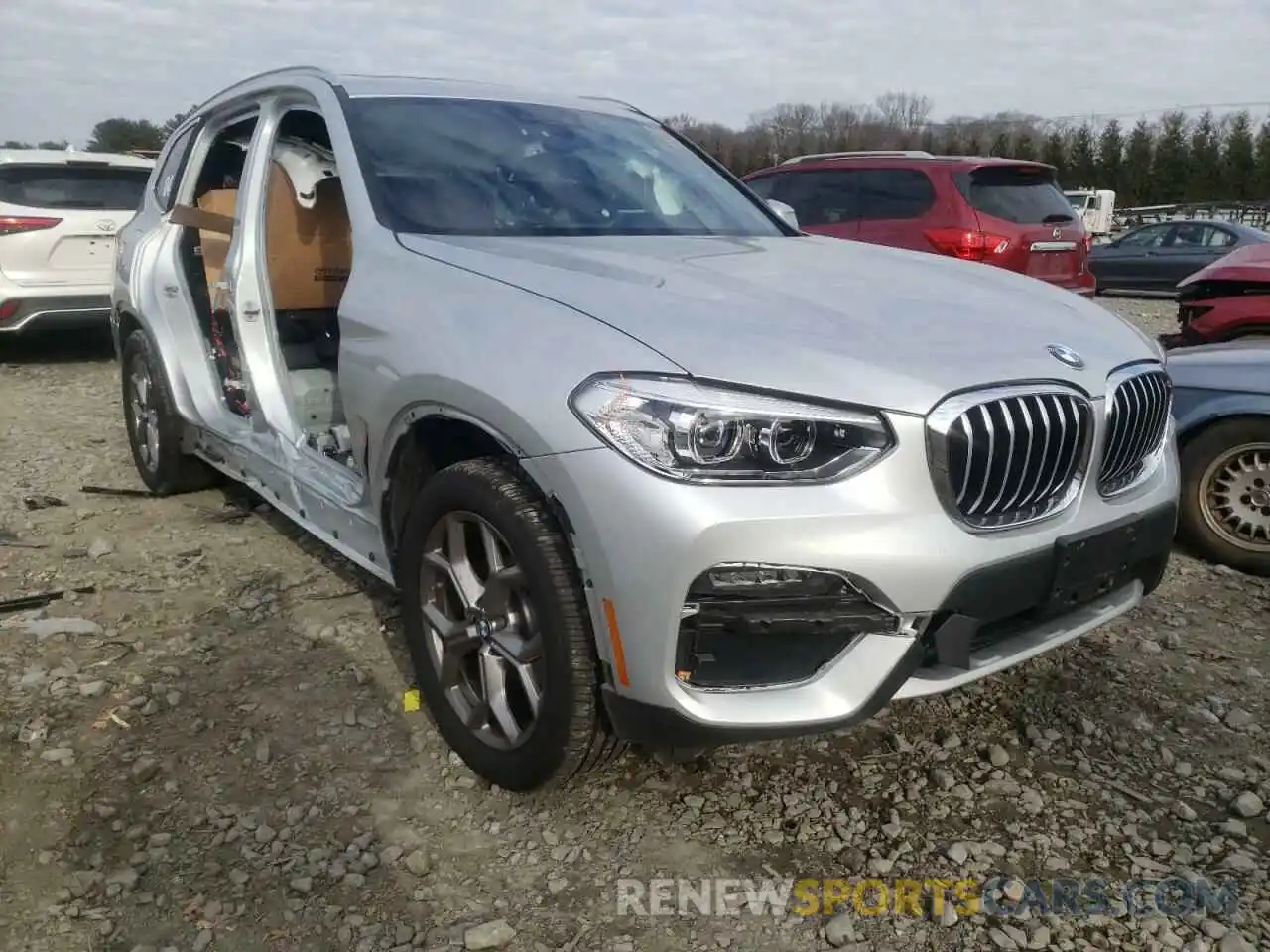 9 Photograph of a damaged car 5UXTY5C00M9F40160 BMW X3 2021