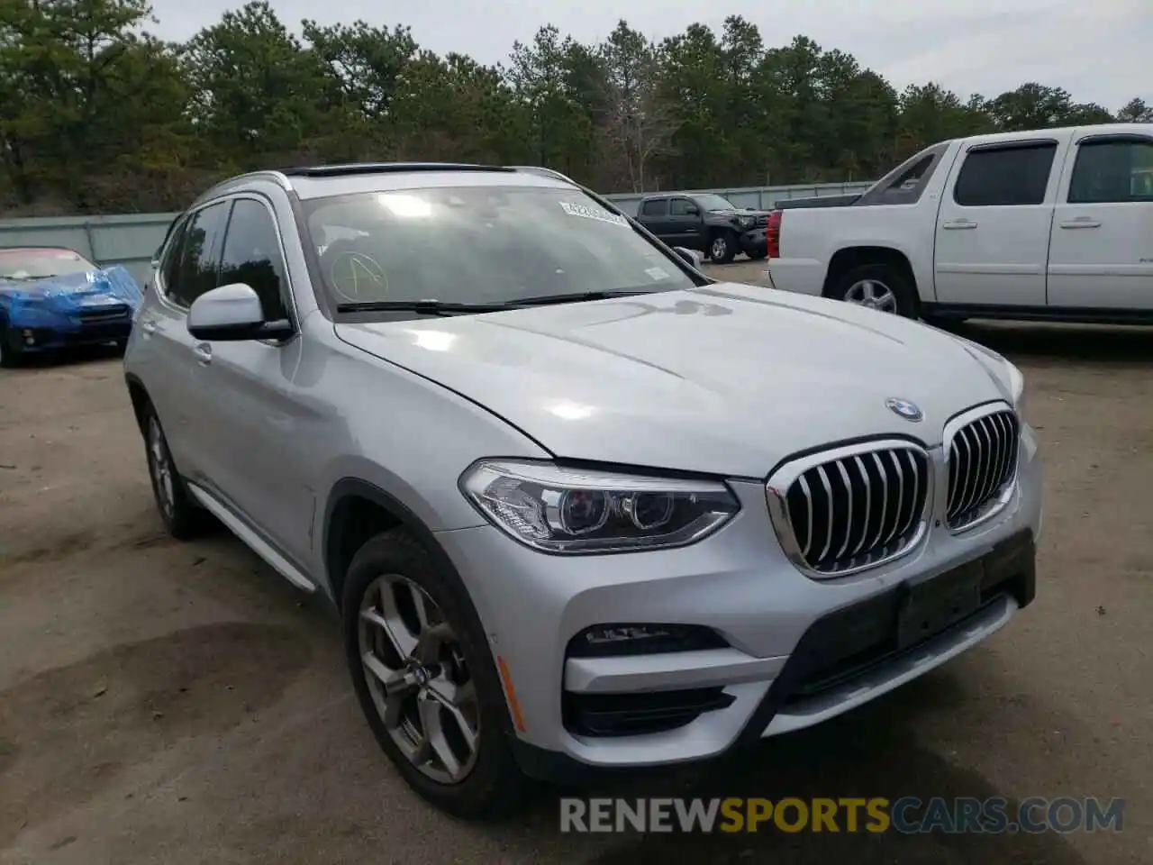 1 Photograph of a damaged car 5UXTY5C00M9G18128 BMW X3 2021