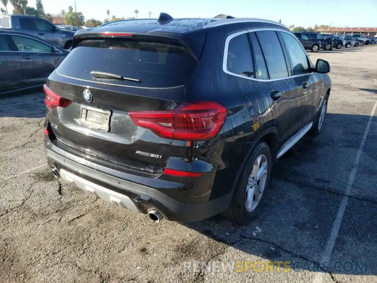 4 Photograph of a damaged car 5UXTY5C00M9H28547 BMW X3 2021