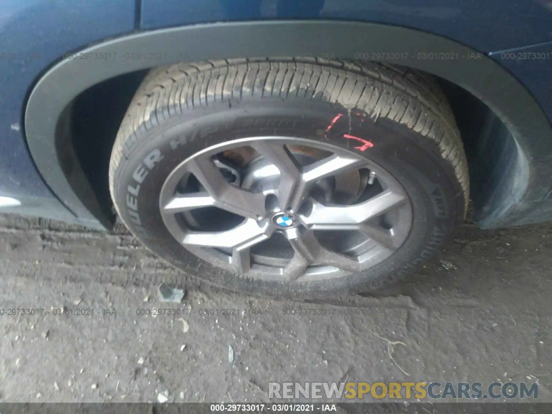 13 Photograph of a damaged car 5UXTY5C01M9E17189 BMW X3 2021
