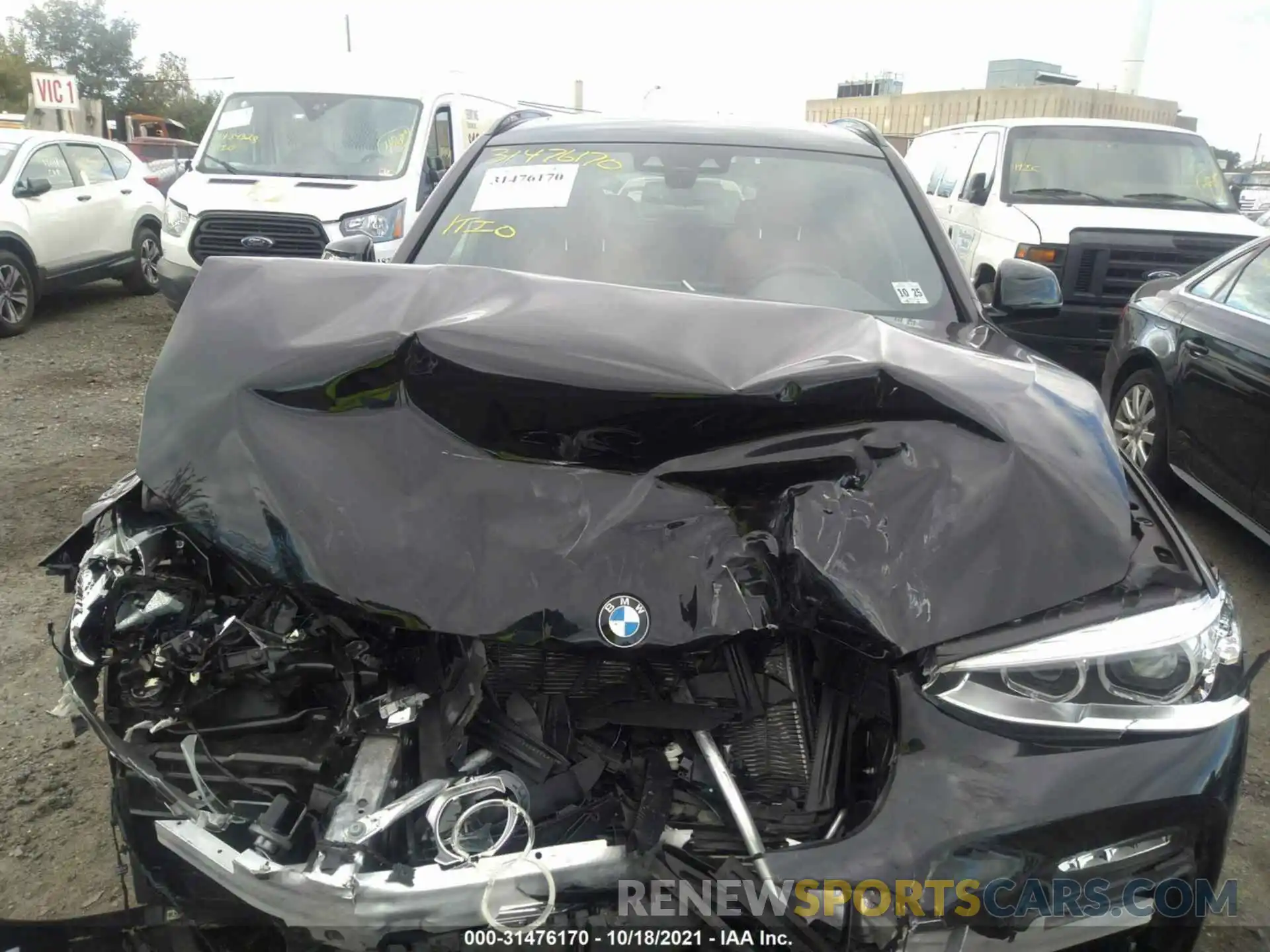 10 Photograph of a damaged car 5UXTY5C01M9E29777 BMW X3 2021