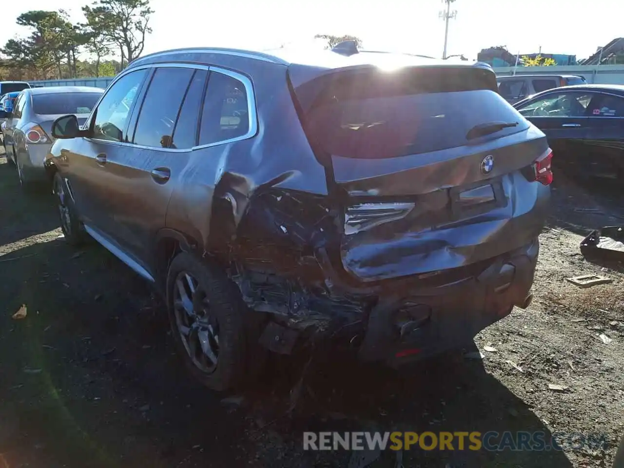 3 Photograph of a damaged car 5UXTY5C01M9E68899 BMW X3 2021