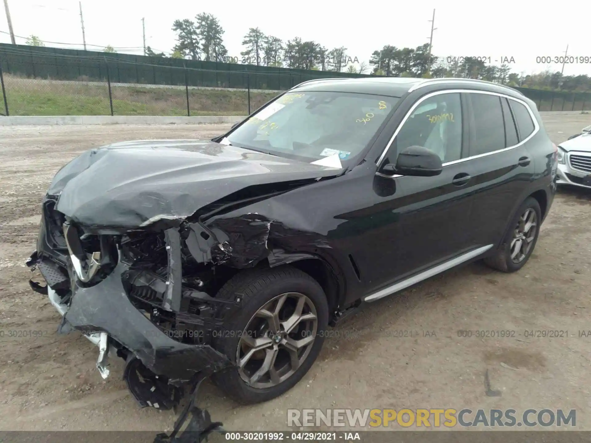 2 Photograph of a damaged car 5UXTY5C01M9F50504 BMW X3 2021