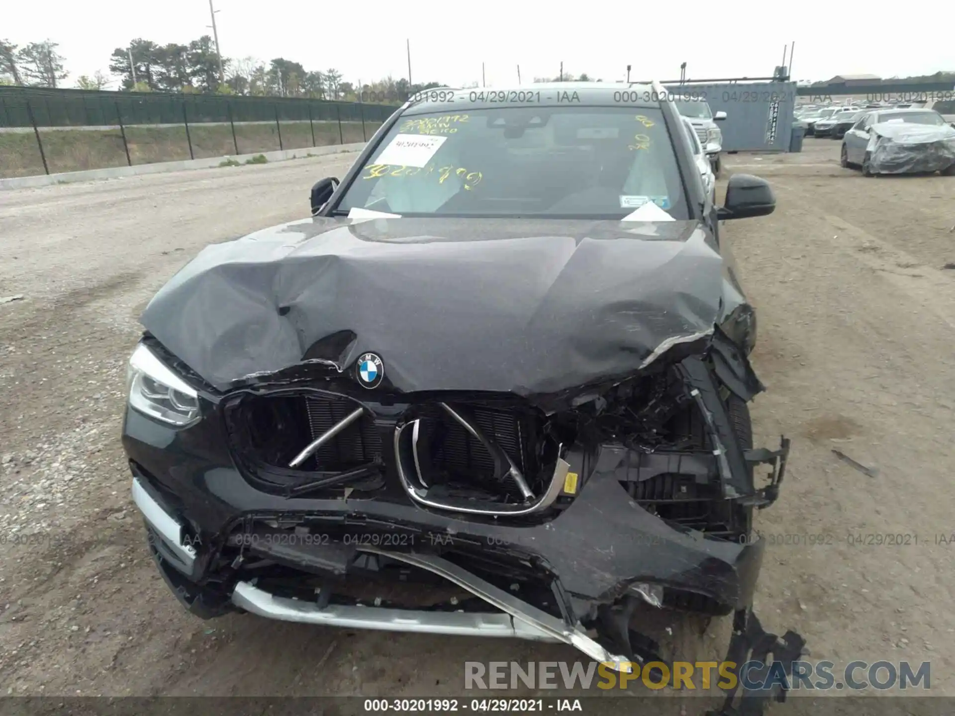 6 Photograph of a damaged car 5UXTY5C01M9F50504 BMW X3 2021