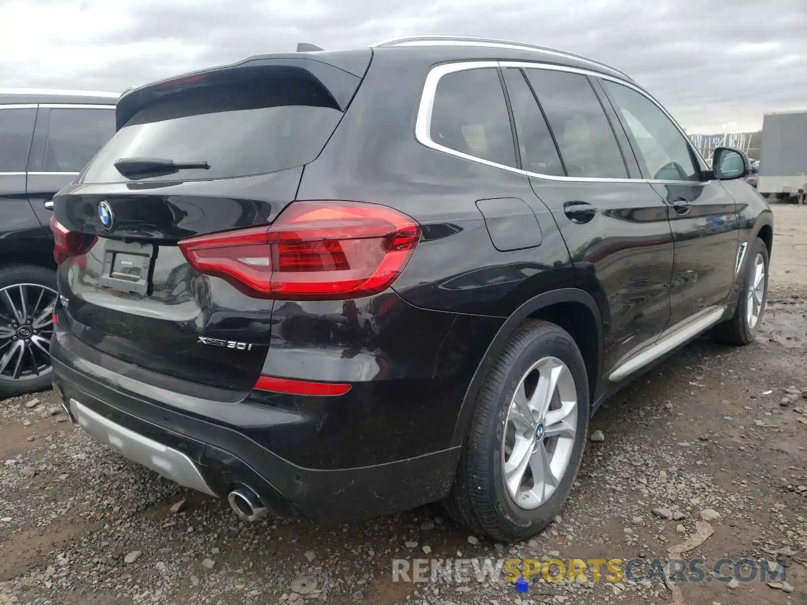 4 Фотография поврежденного автомобиля 5UXTY5C01M9G50215 BMW X3 2021