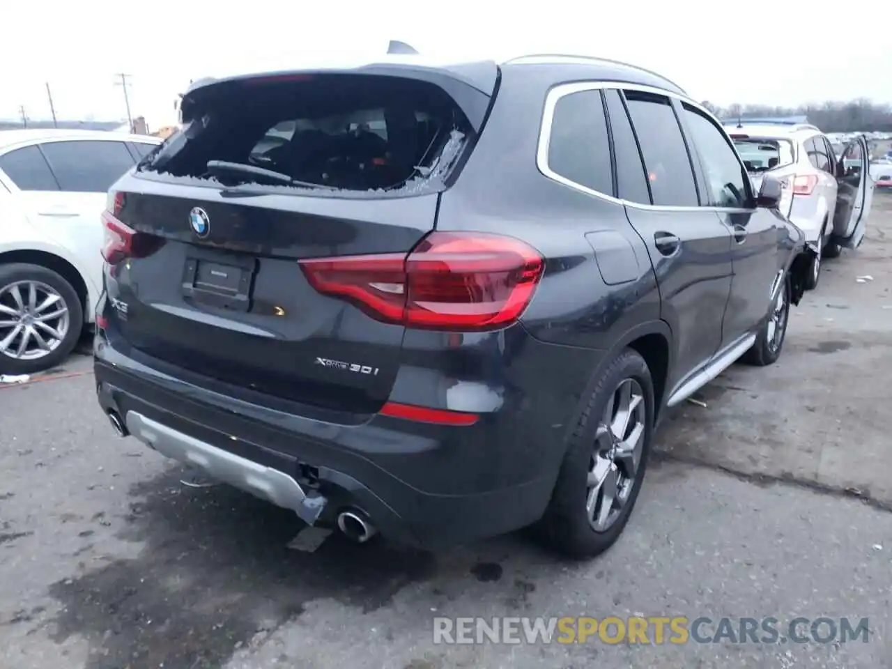 4 Фотография поврежденного автомобиля 5UXTY5C01M9H13247 BMW X3 2021