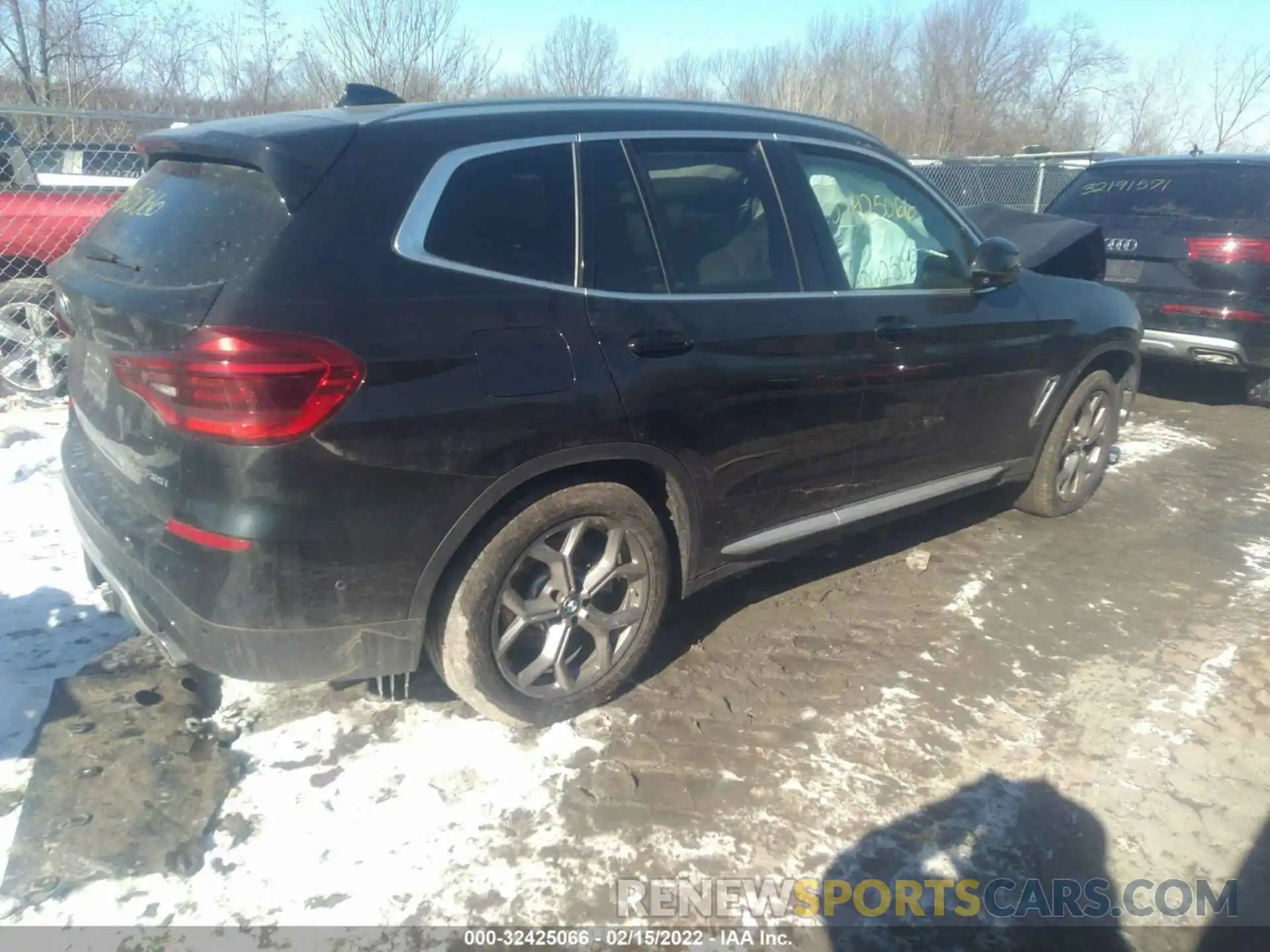 4 Фотография поврежденного автомобиля 5UXTY5C01M9H55496 BMW X3 2021