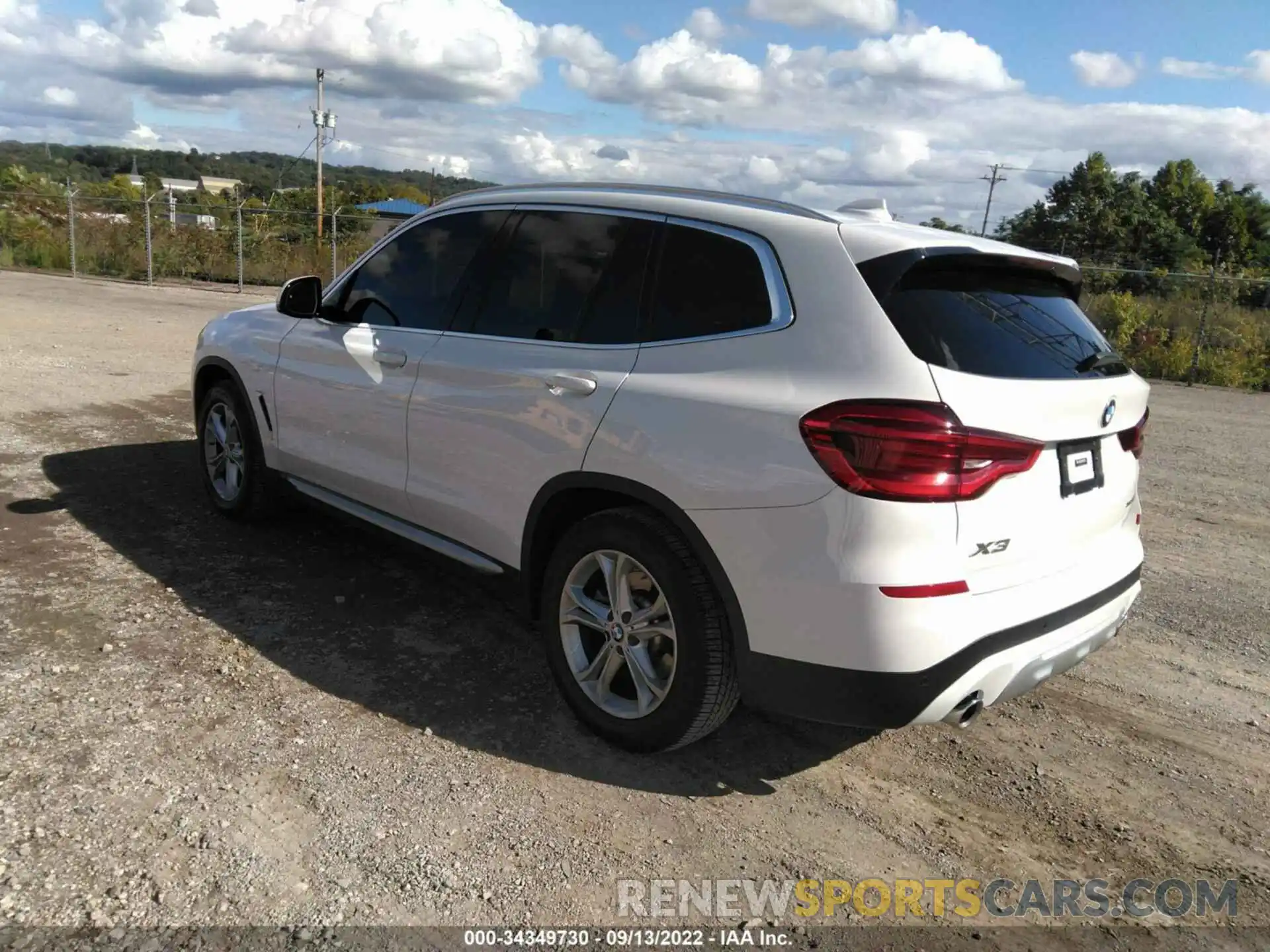 3 Photograph of a damaged car 5UXTY5C02M9E07321 BMW X3 2021