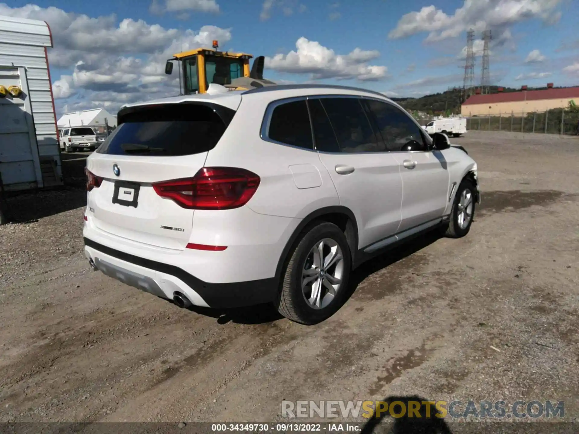 4 Photograph of a damaged car 5UXTY5C02M9E07321 BMW X3 2021