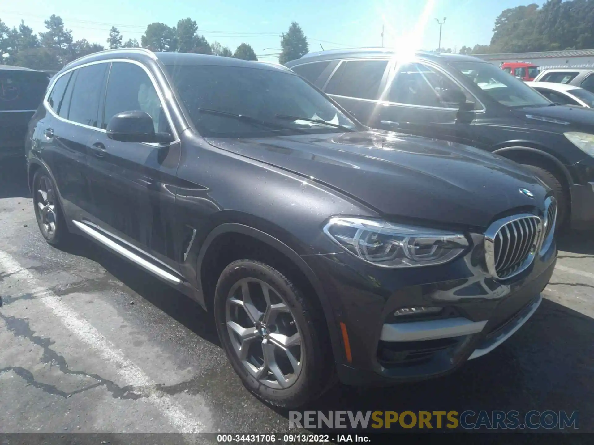 1 Photograph of a damaged car 5UXTY5C02M9E17038 BMW X3 2021