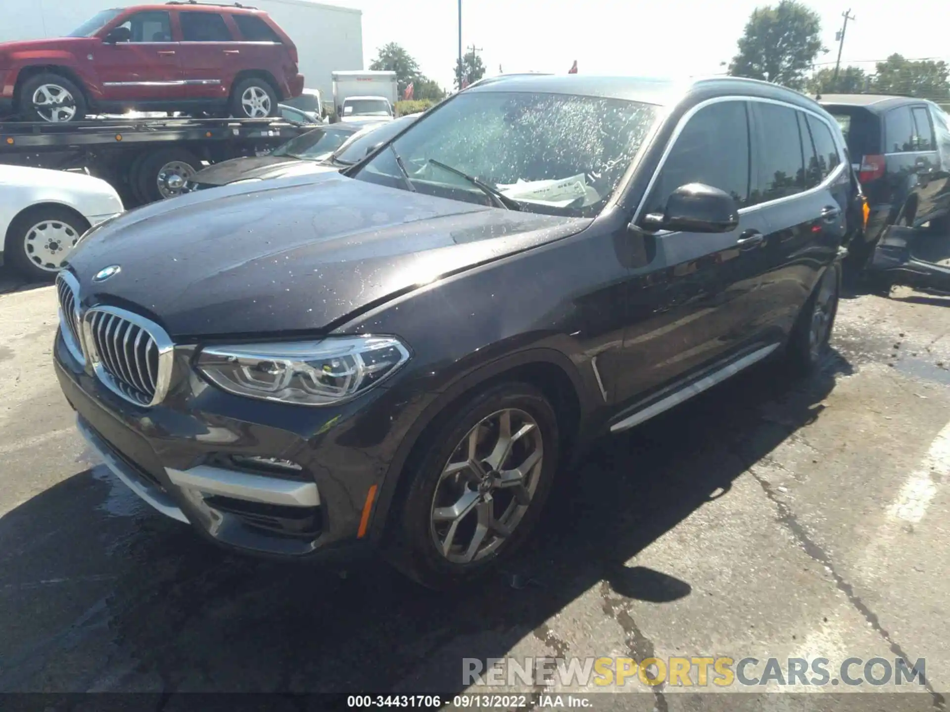 2 Photograph of a damaged car 5UXTY5C02M9E17038 BMW X3 2021