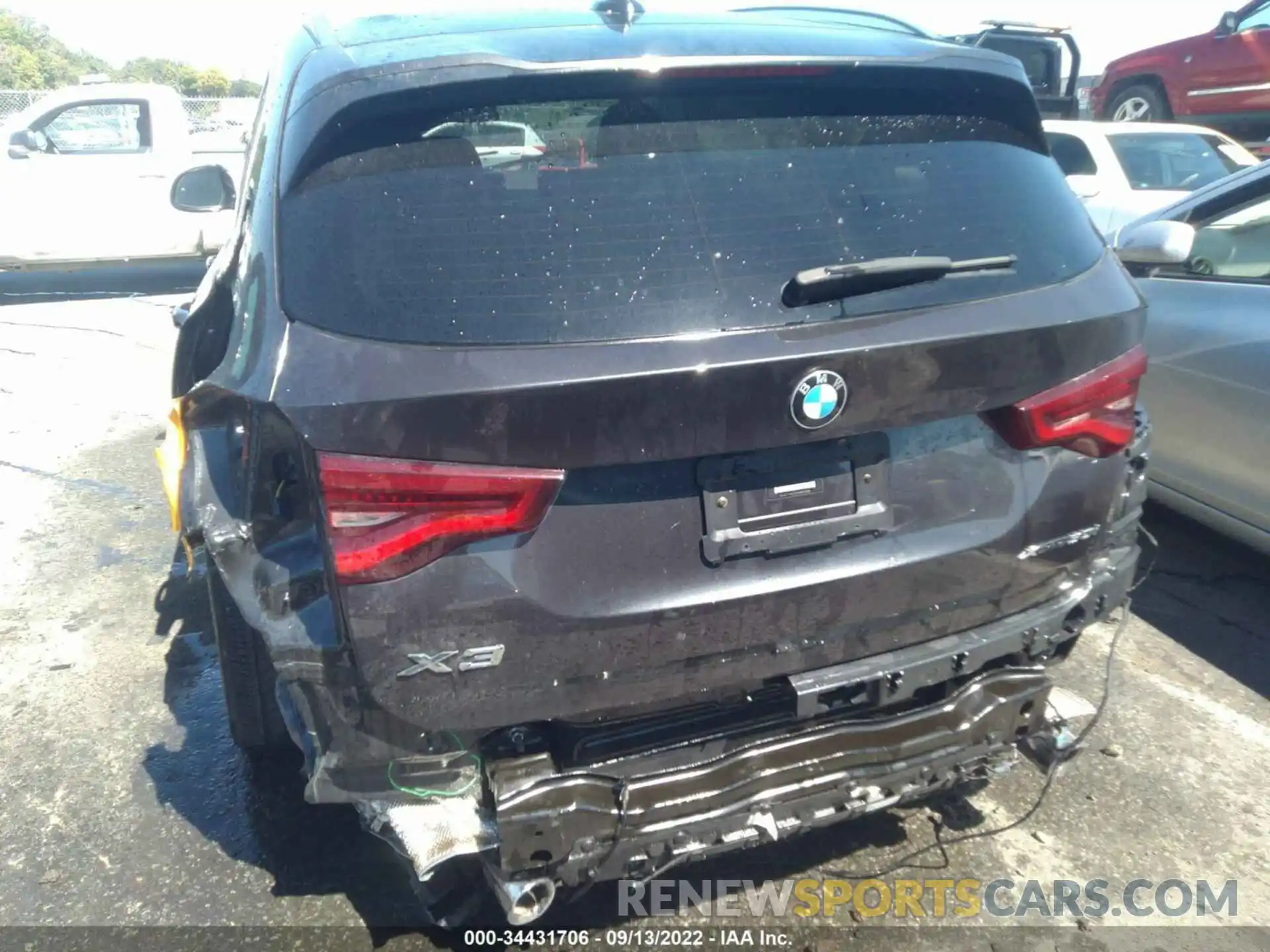 6 Photograph of a damaged car 5UXTY5C02M9E17038 BMW X3 2021