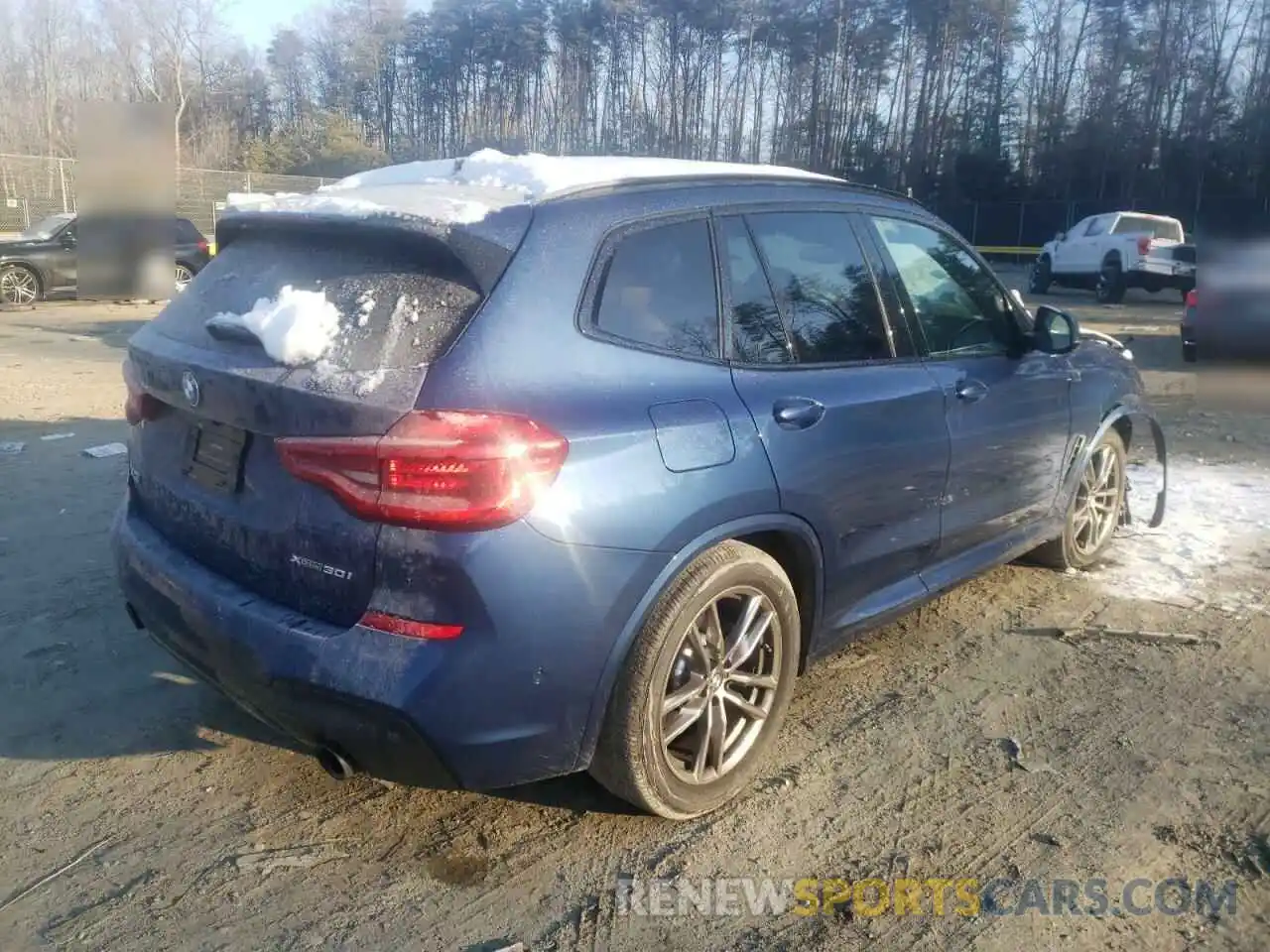 4 Photograph of a damaged car 5UXTY5C02M9E27987 BMW X3 2021