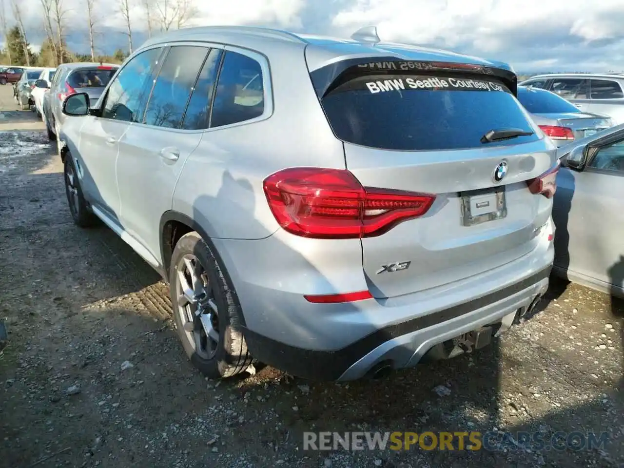 3 Photograph of a damaged car 5UXTY5C02M9E33577 BMW X3 2021