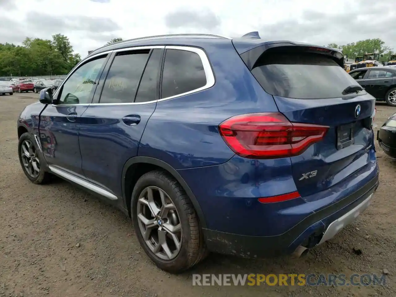 3 Photograph of a damaged car 5UXTY5C02M9E34177 BMW X3 2021