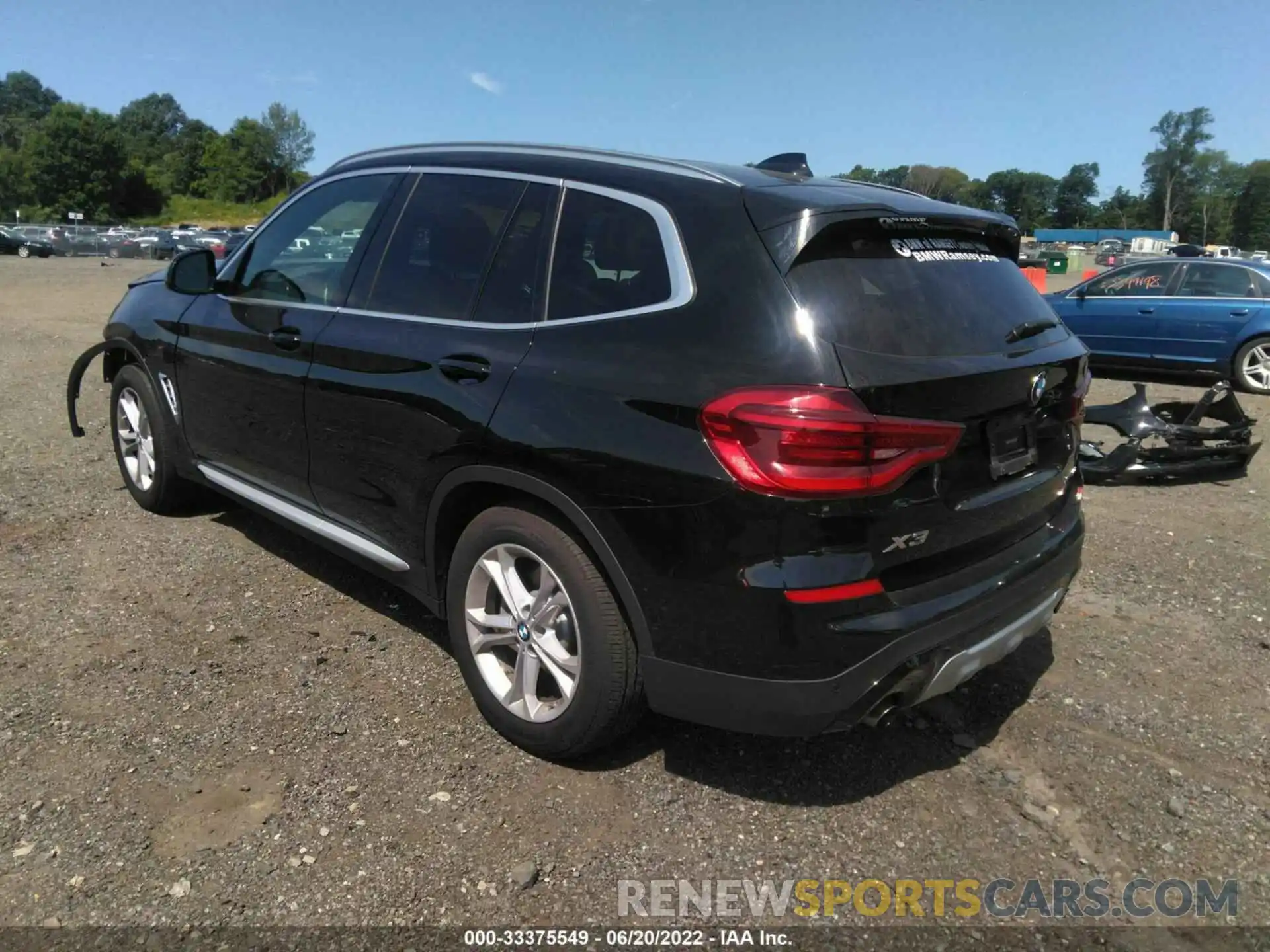 3 Photograph of a damaged car 5UXTY5C02M9E70855 BMW X3 2021