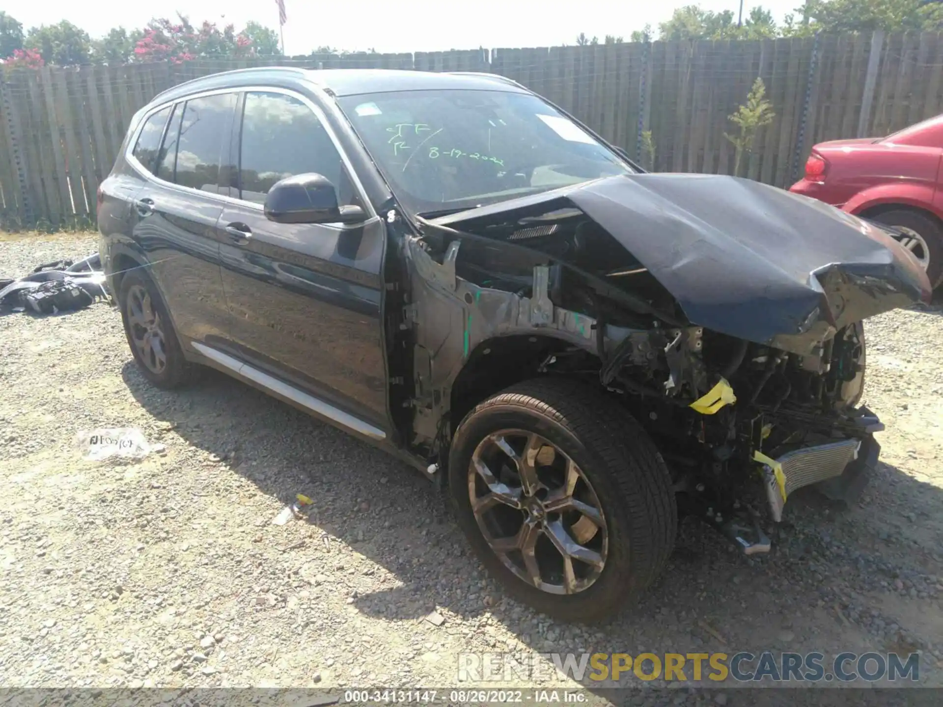 1 Photograph of a damaged car 5UXTY5C02M9E71133 BMW X3 2021