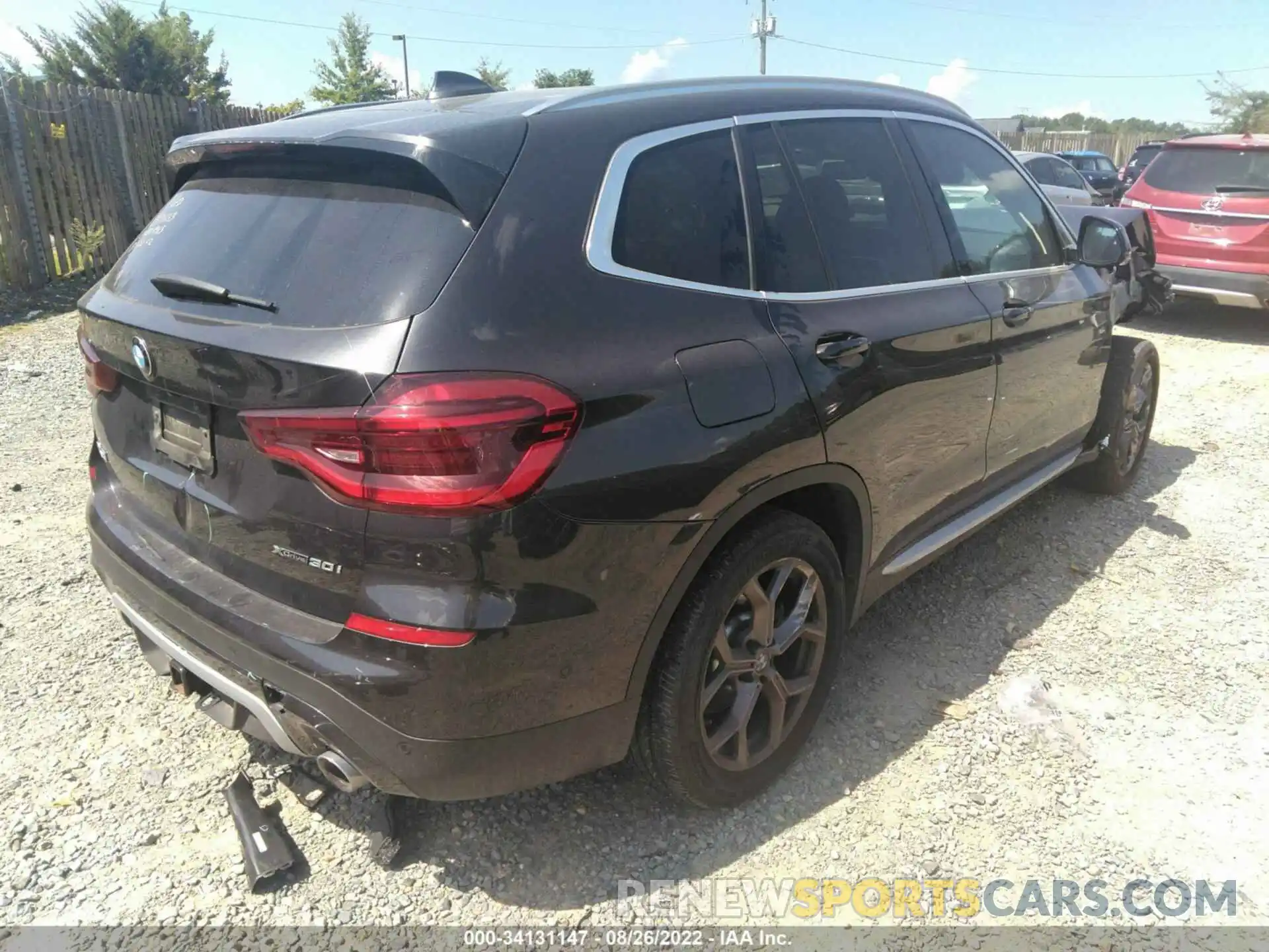 4 Photograph of a damaged car 5UXTY5C02M9E71133 BMW X3 2021