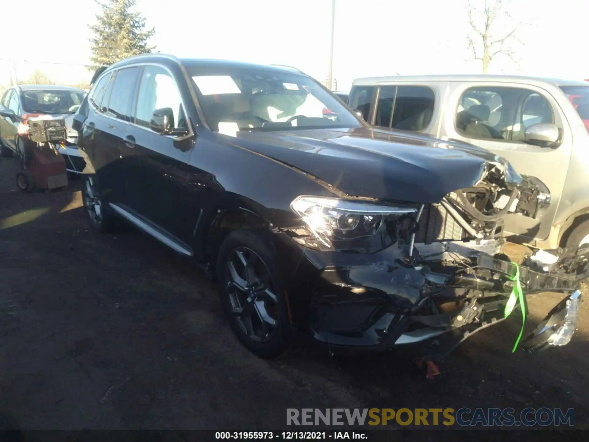 1 Photograph of a damaged car 5UXTY5C02M9E96050 BMW X3 2021