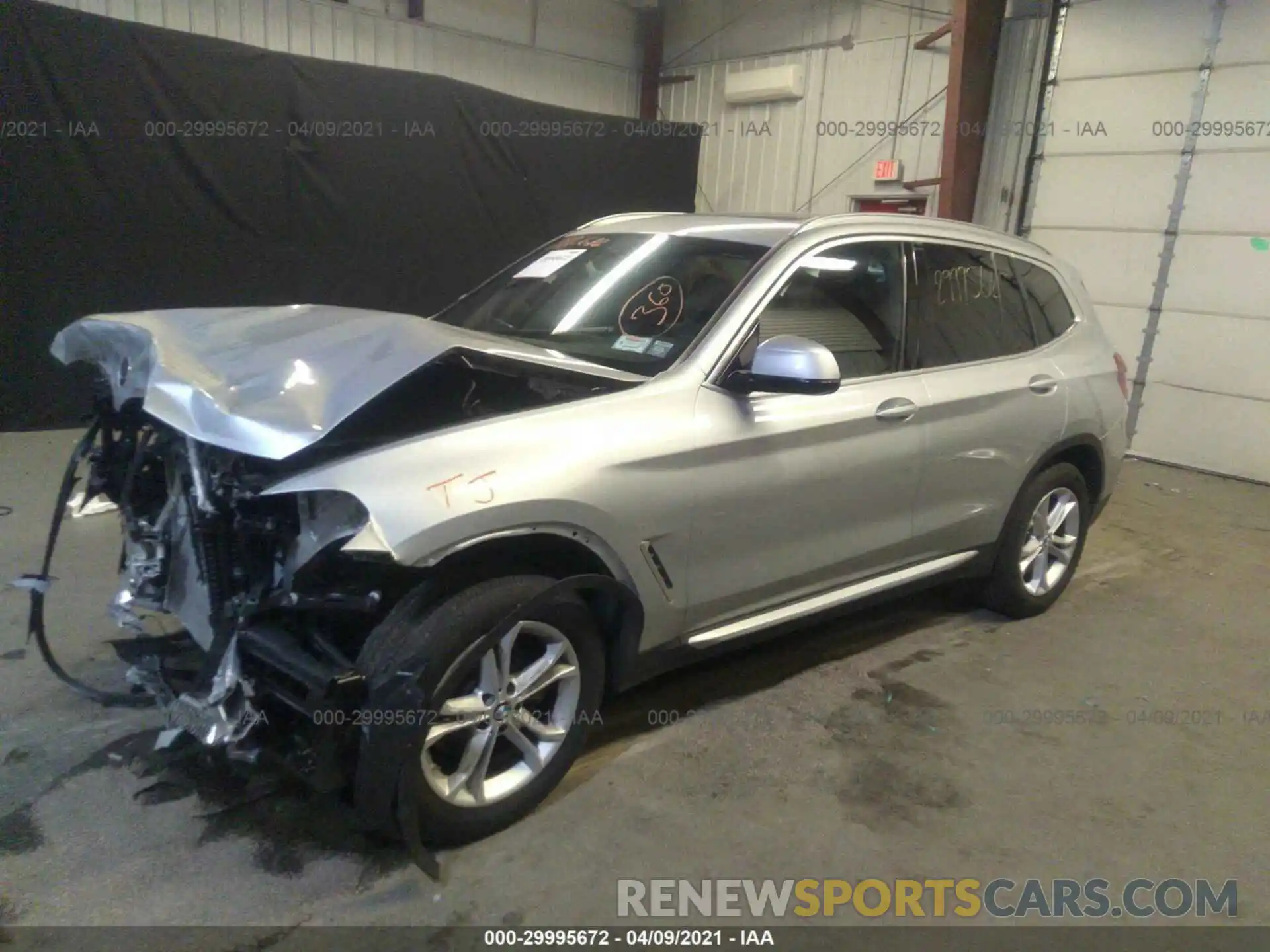 2 Photograph of a damaged car 5UXTY5C02M9F18693 BMW X3 2021