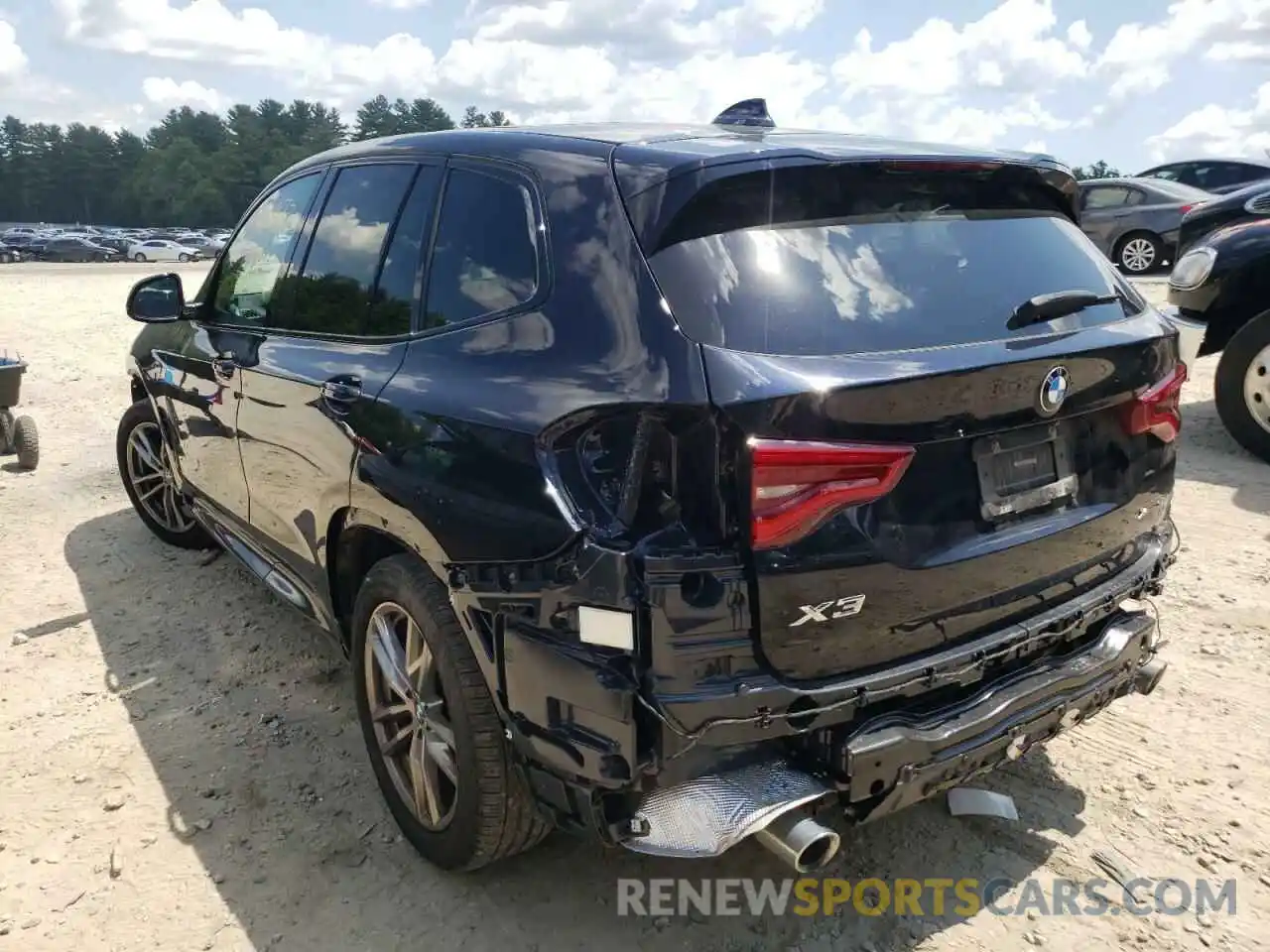 3 Photograph of a damaged car 5UXTY5C02M9F41441 BMW X3 2021