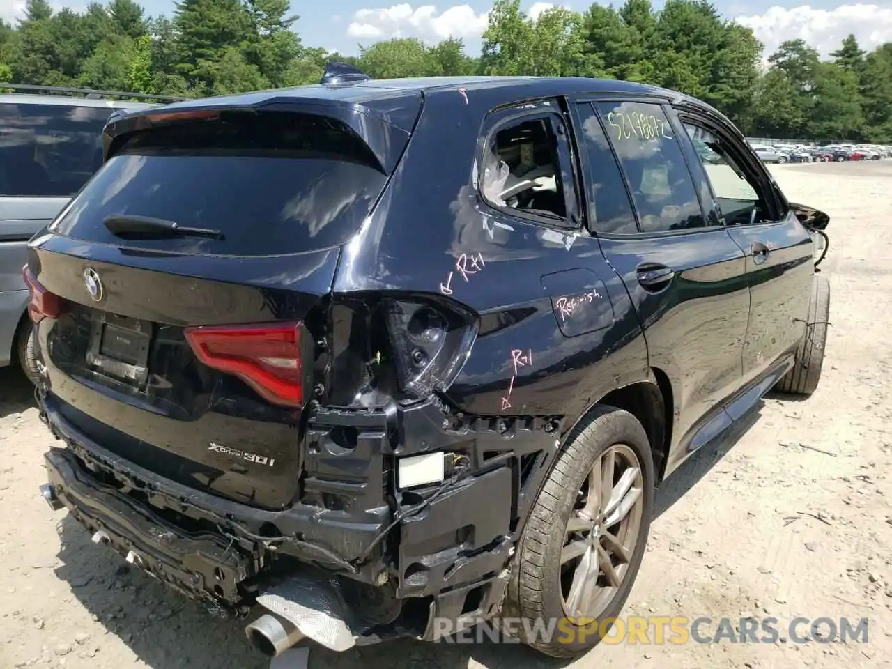 4 Photograph of a damaged car 5UXTY5C02M9F41441 BMW X3 2021