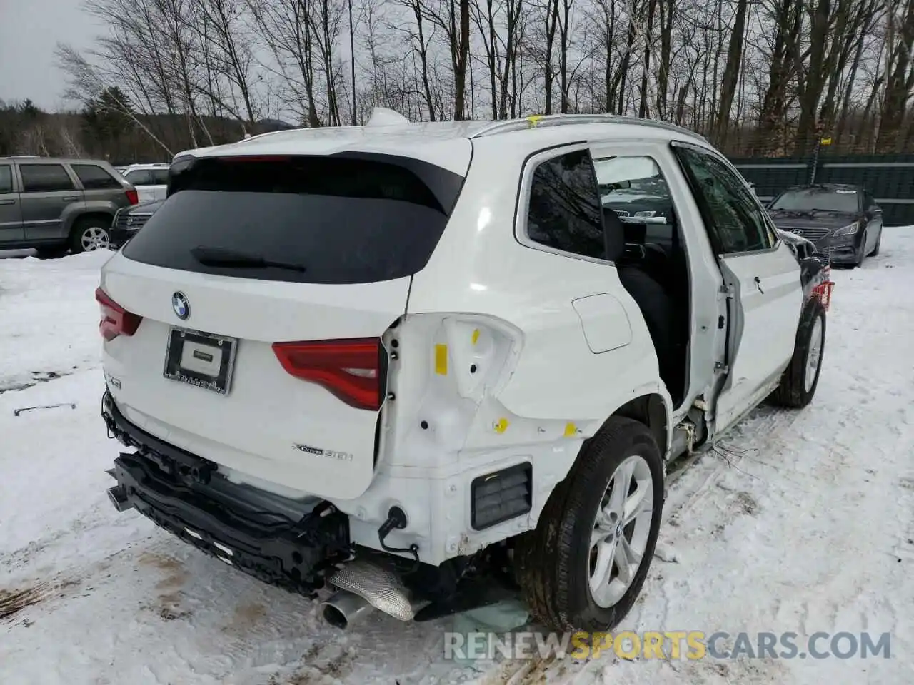 4 Photograph of a damaged car 5UXTY5C02M9F46249 BMW X3 2021