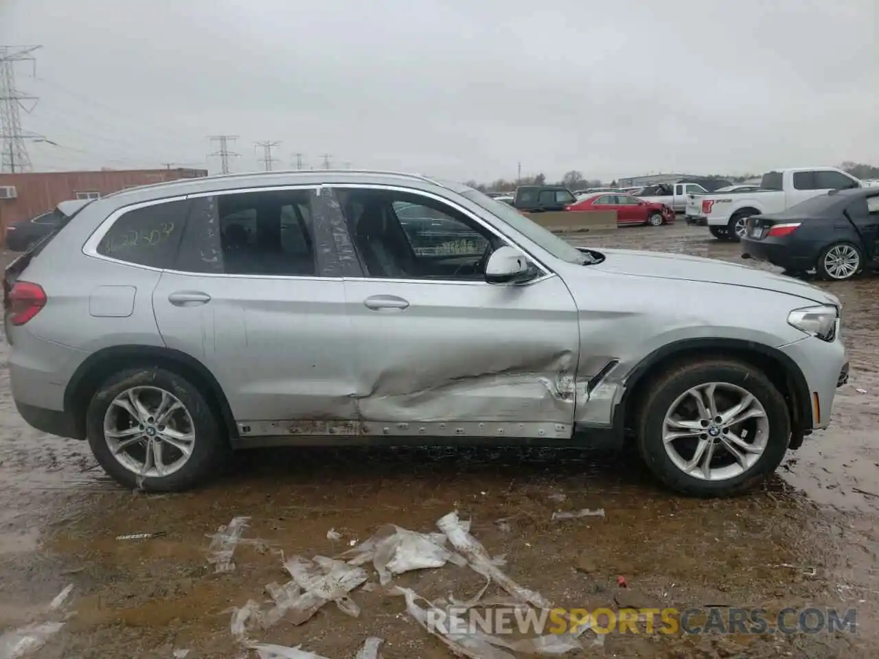 9 Photograph of a damaged car 5UXTY5C02M9H22765 BMW X3 2021