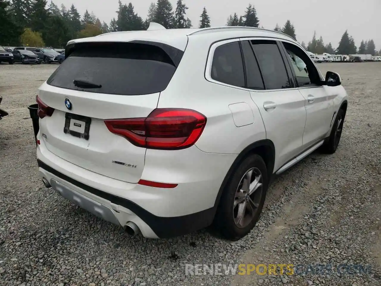 4 Photograph of a damaged car 5UXTY5C02M9H84666 BMW X3 2021