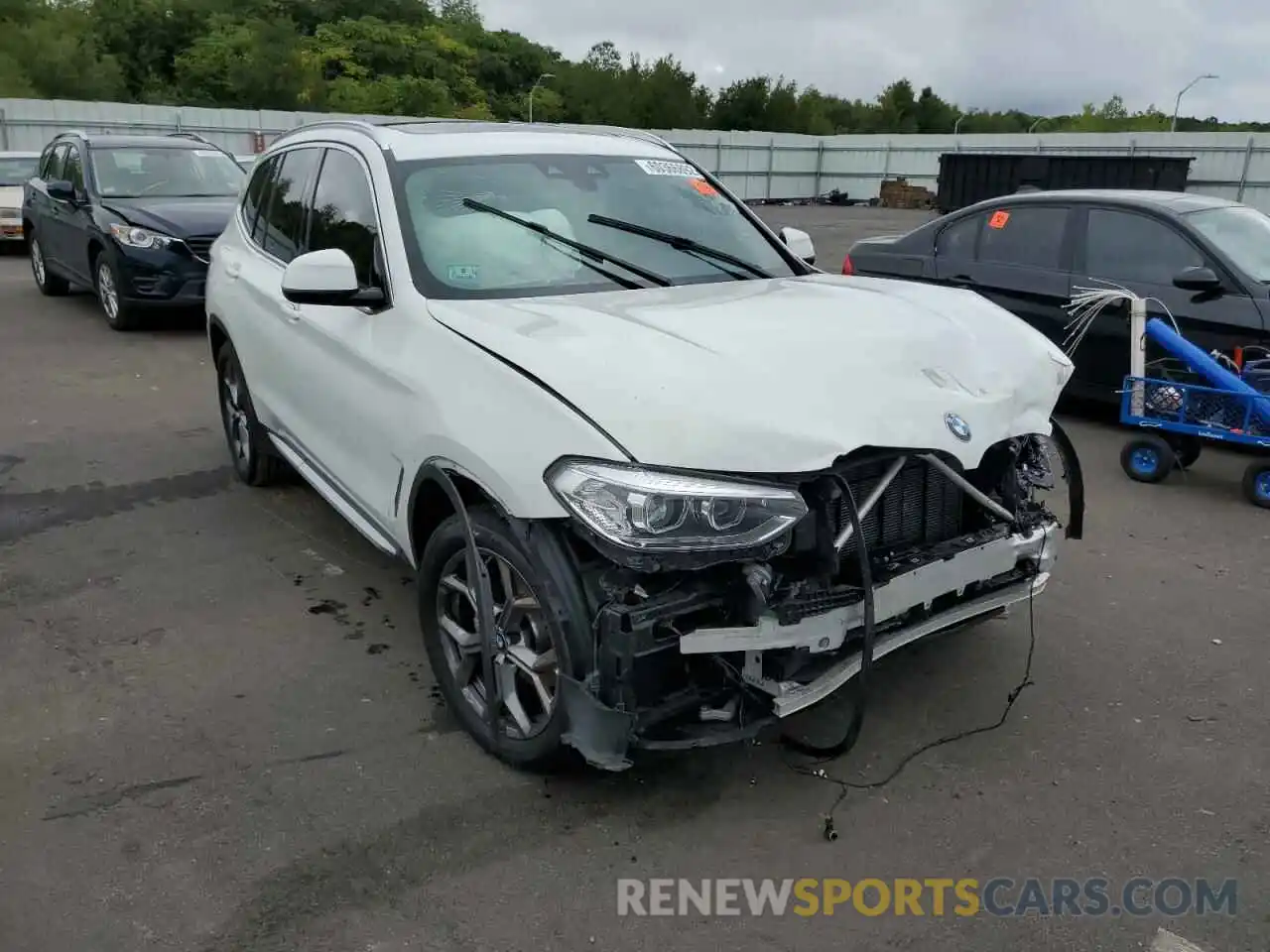 1 Photograph of a damaged car 5UXTY5C03M9E37783 BMW X3 2021