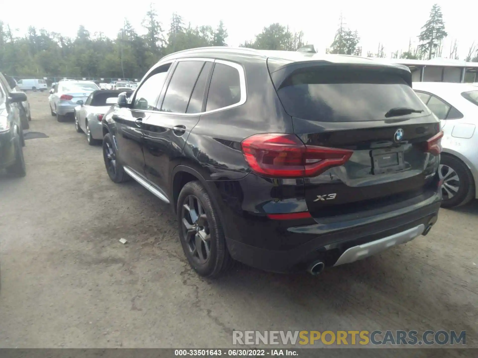 3 Photograph of a damaged car 5UXTY5C03M9F66672 BMW X3 2021