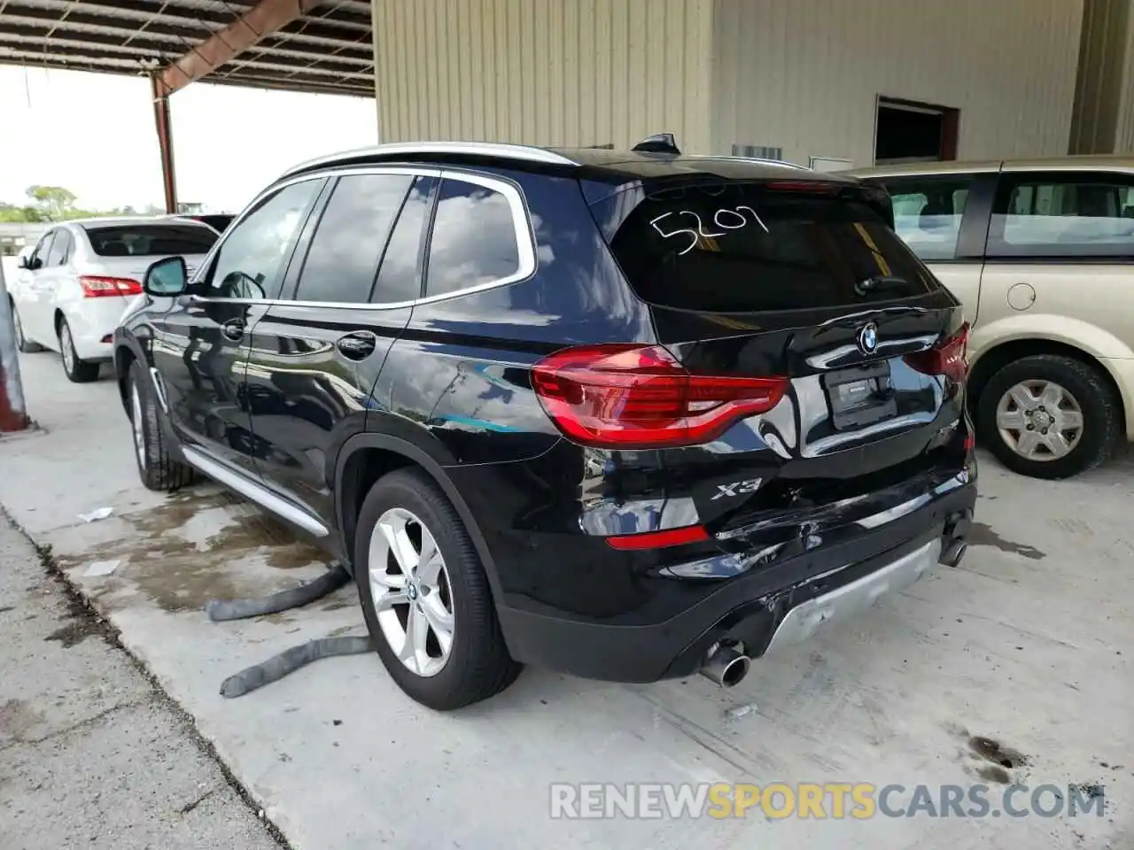 3 Photograph of a damaged car 5UXTY5C03M9H95207 BMW X3 2021