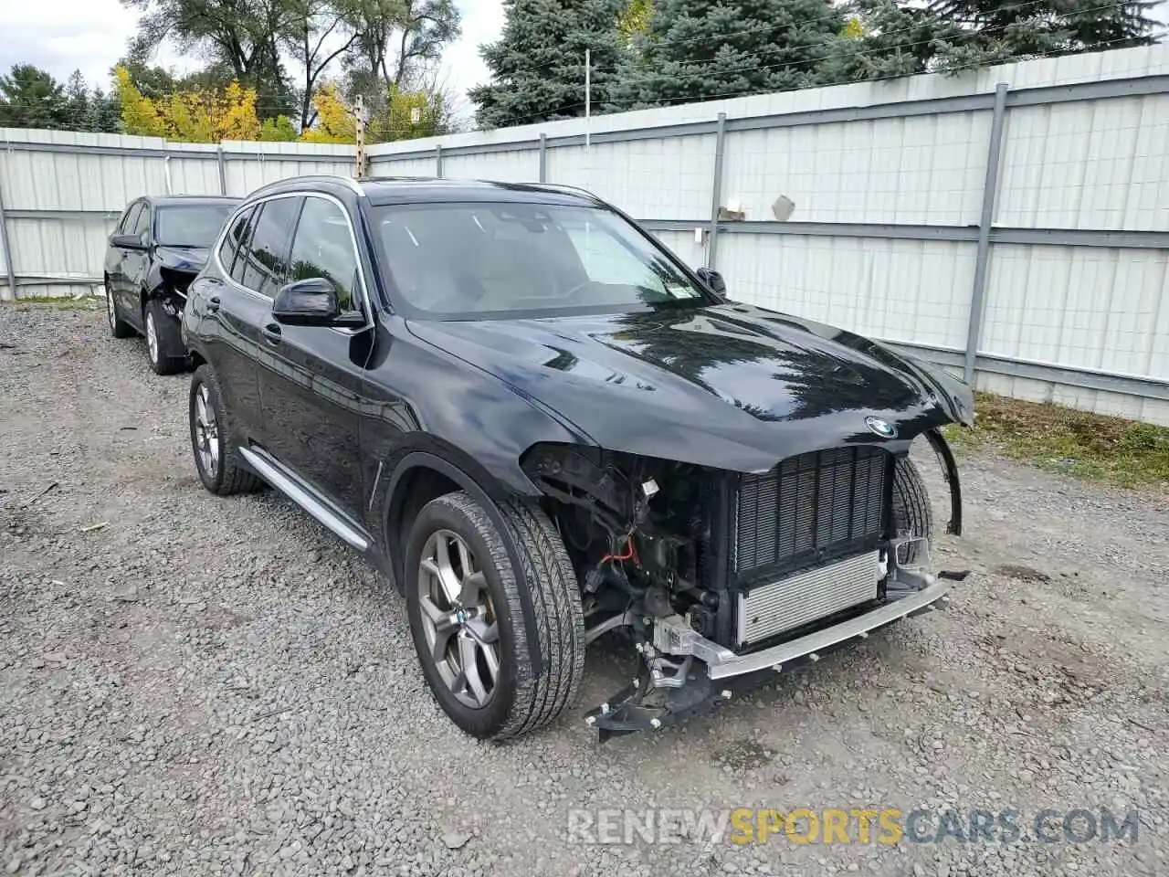 1 Photograph of a damaged car 5UXTY5C04M9E57704 BMW X3 2021