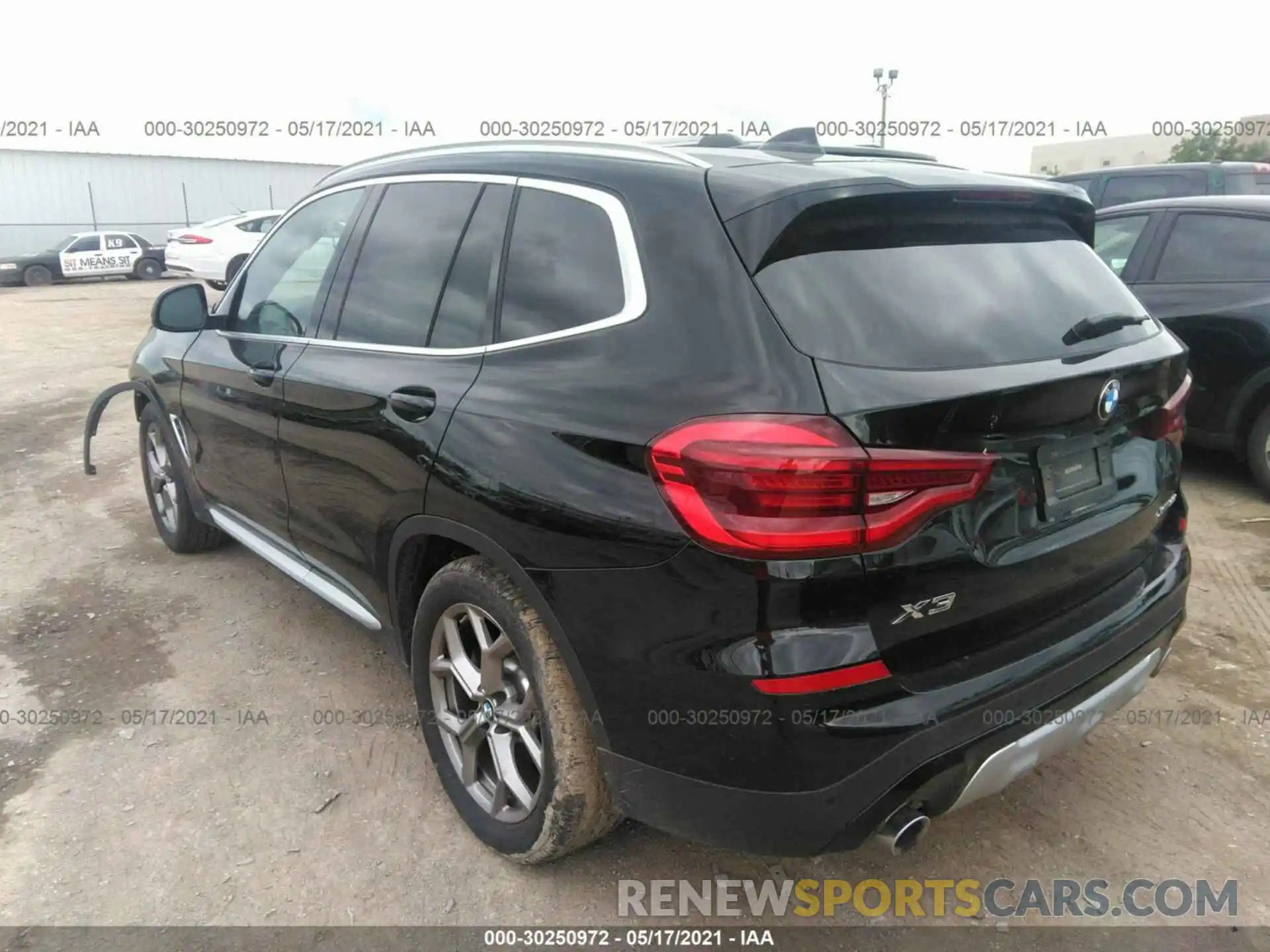 3 Photograph of a damaged car 5UXTY5C04M9F16363 BMW X3 2021