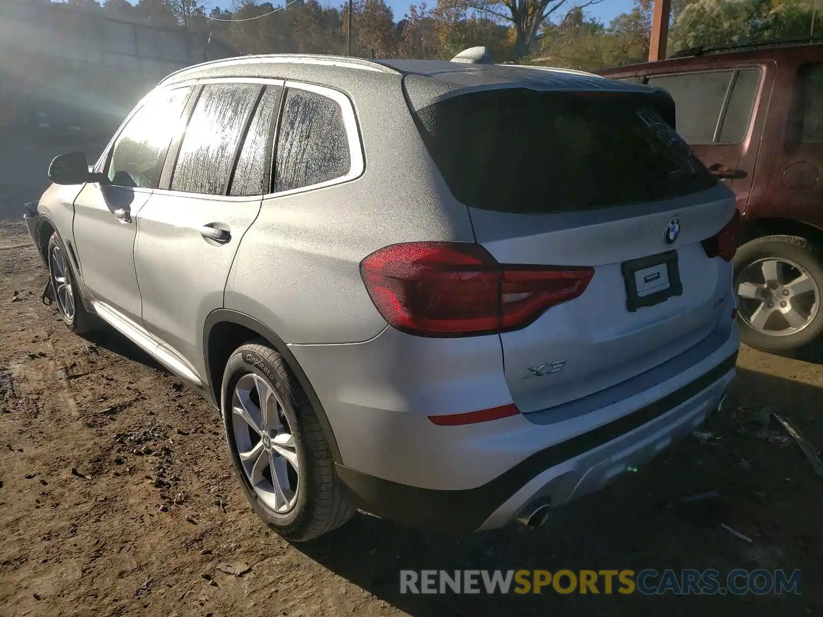 3 Photograph of a damaged car 5UXTY5C04M9H97144 BMW X3 2021