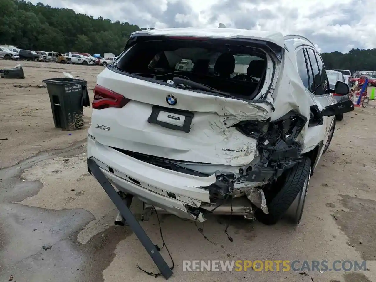 9 Photograph of a damaged car 5UXTY5C05M9D71432 BMW X3 2021